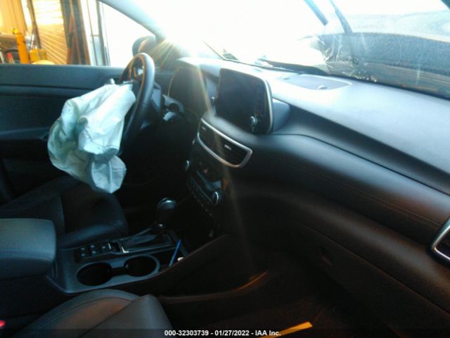 Photo 4 VIN: KM8J3CAL5KU958466 - HYUNDAI TUCSON 