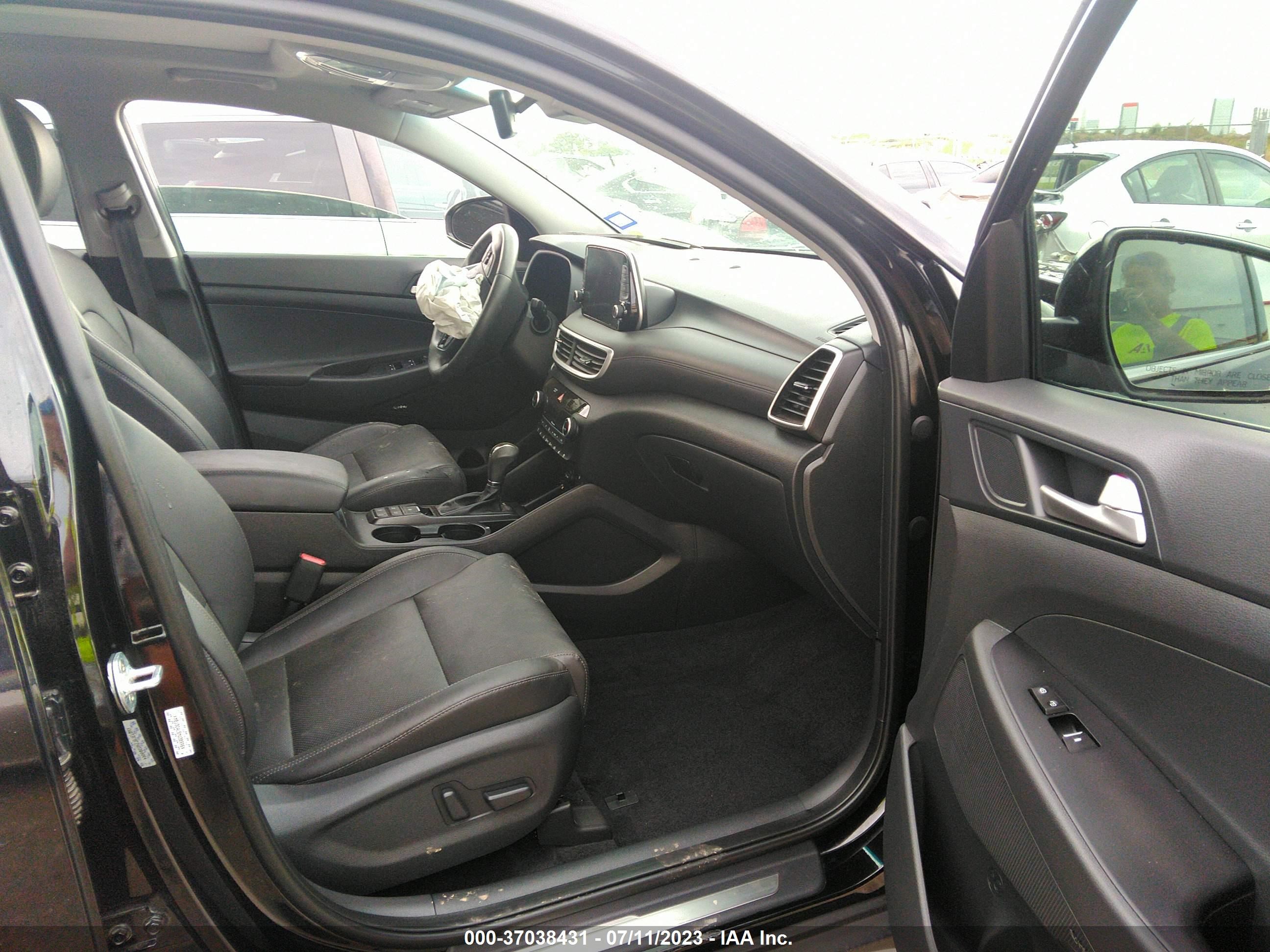 Photo 4 VIN: KM8J3CAL5MU309964 - HYUNDAI TUCSON 