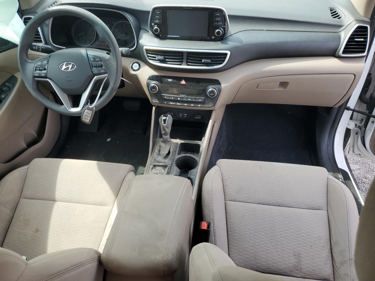 Photo 7 VIN: KM8J3CAL6KU072799 - HYUNDAI TUCSON 