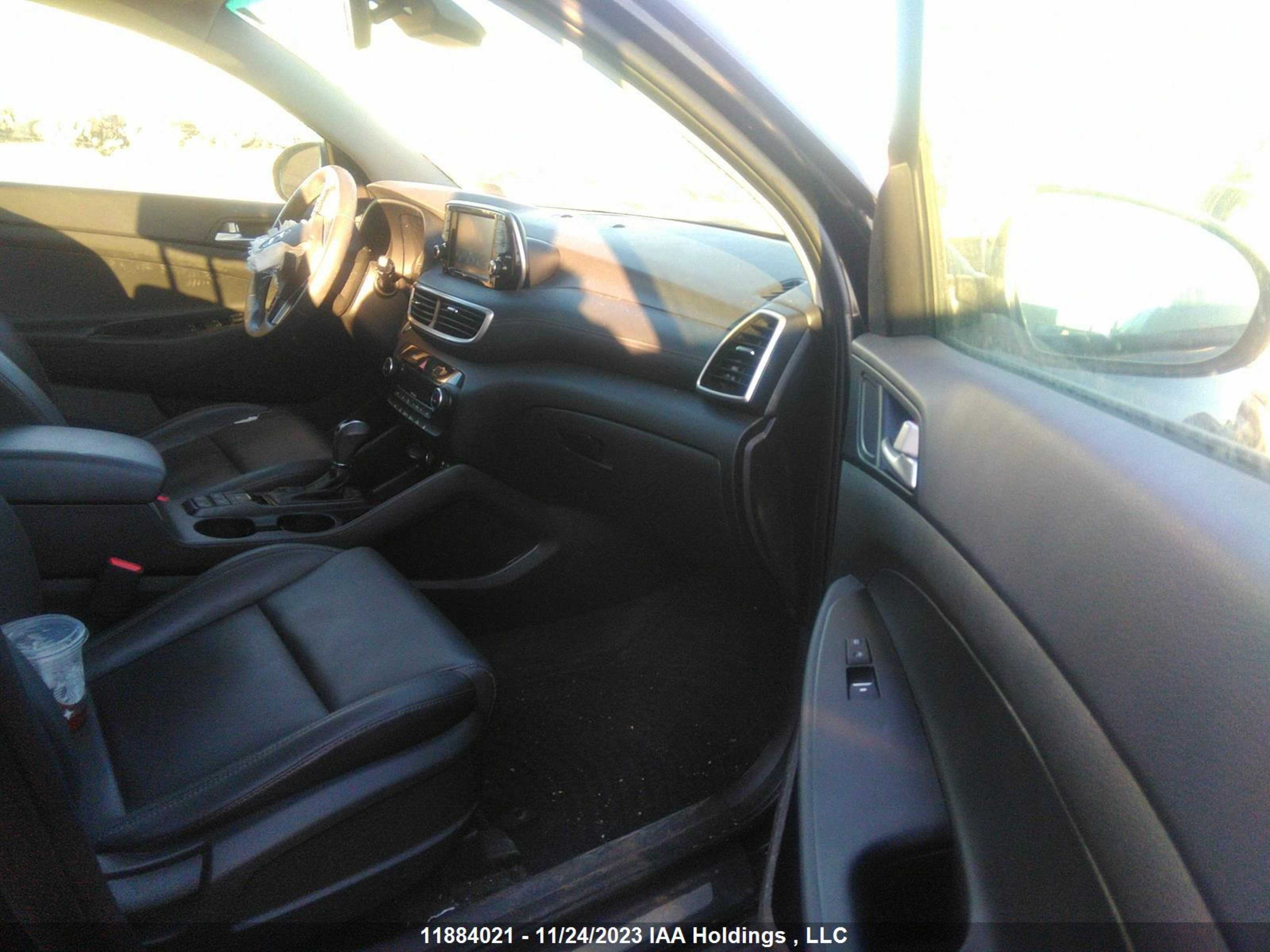 Photo 4 VIN: KM8J3CAL6MU396967 - HYUNDAI TUCSON 