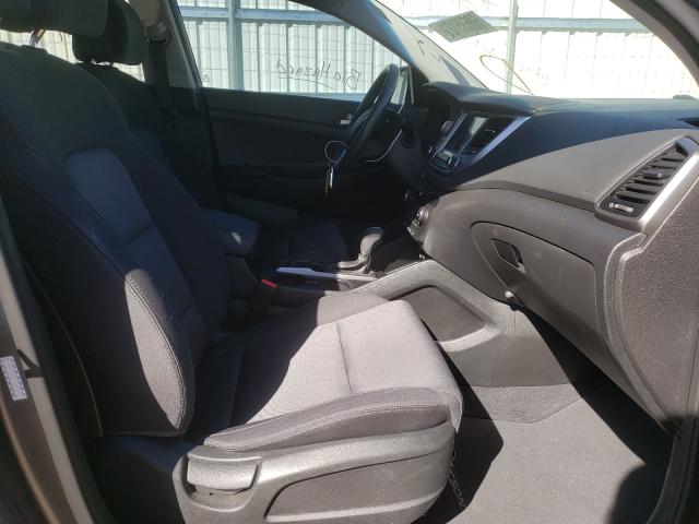 Photo 4 VIN: KM8J3CAL7JU741791 - HYUNDAI TUCSON GL 