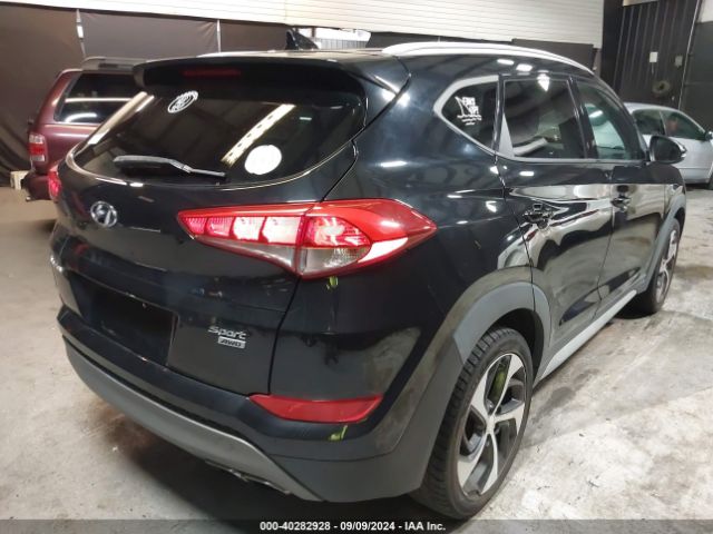 Photo 3 VIN: KM8J3CAL7JU828655 - HYUNDAI TUCSON 