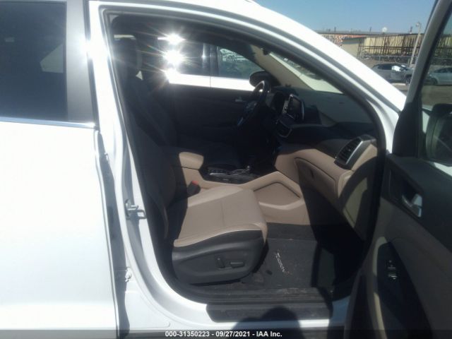 Photo 4 VIN: KM8J3CAL8KU841089 - HYUNDAI TUCSON 