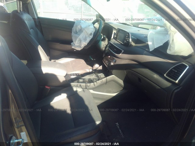 Photo 4 VIN: KM8J3CAL8LU153207 - HYUNDAI TUCSON 