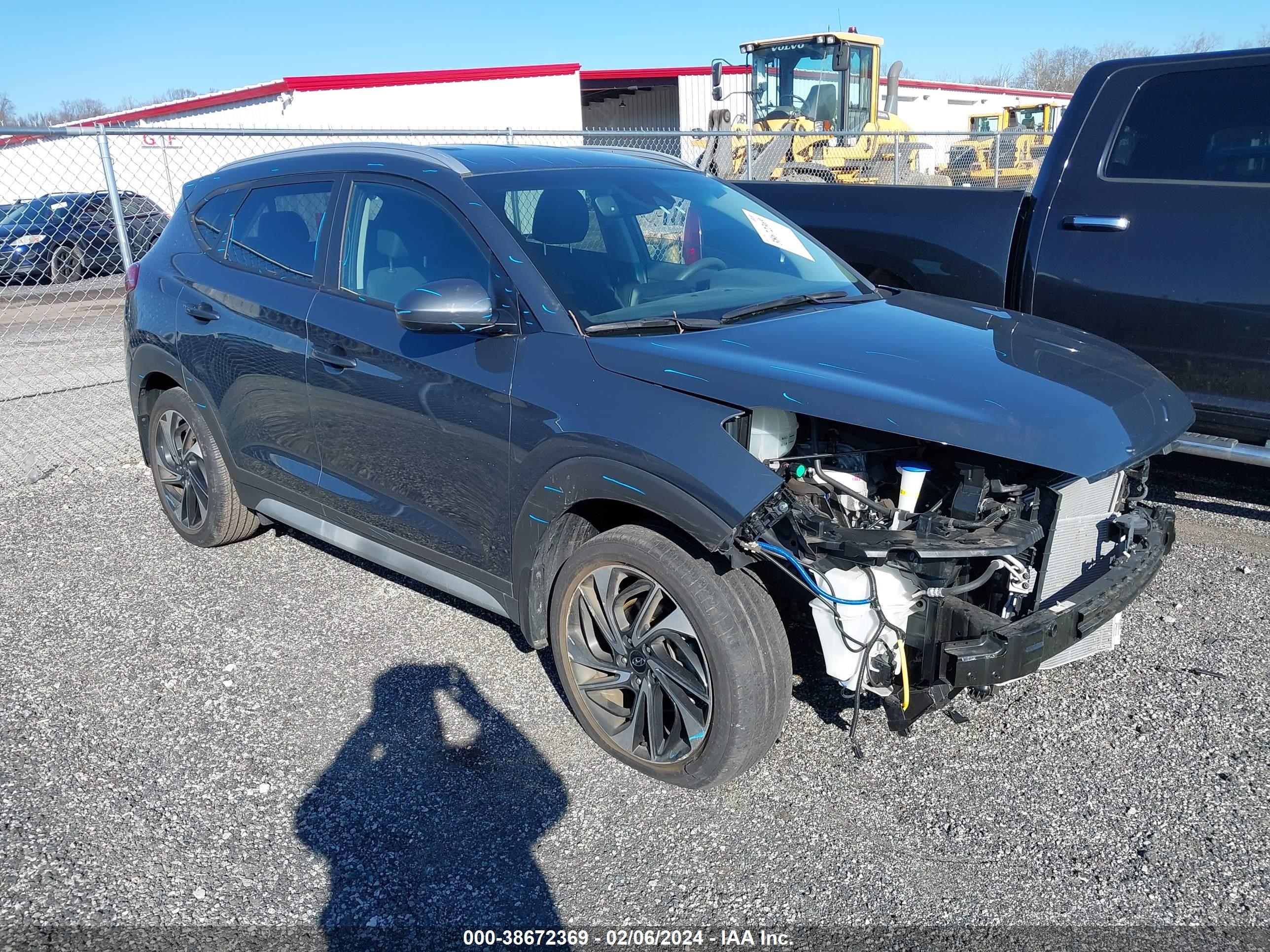 Photo 0 VIN: KM8J3CAL8MU323003 - HYUNDAI TUCSON 