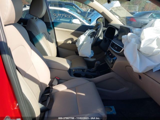 Photo 4 VIN: KM8J3CAL8MU385968 - HYUNDAI TUCSON 