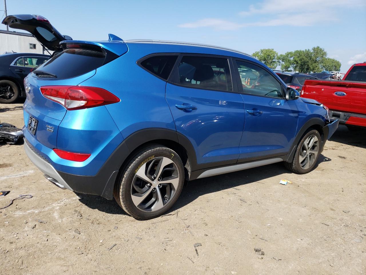 Photo 2 VIN: KM8J3CAL9JU714690 - HYUNDAI TUCSON 