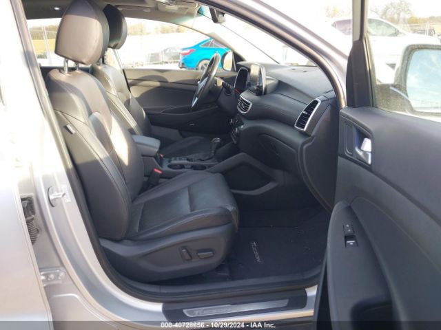 Photo 4 VIN: KM8J3CAL9KU921503 - HYUNDAI TUCSON 