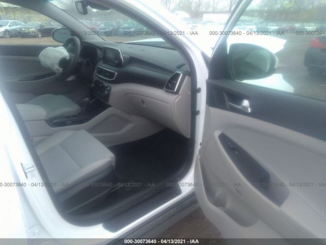 Photo 4 VIN: KM8J3CALXLU194857 - HYUNDAI TUCSON 