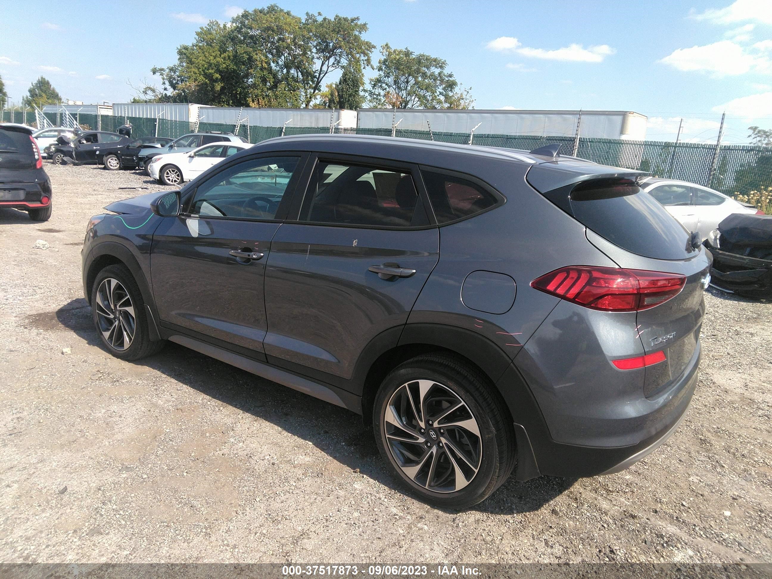 Photo 2 VIN: KM8J3CALXMU317056 - HYUNDAI TUCSON 