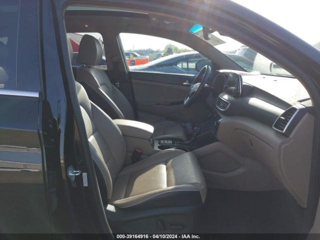 Photo 4 VIN: KM8J3CALXMU393795 - HYUNDAI TUCSON 