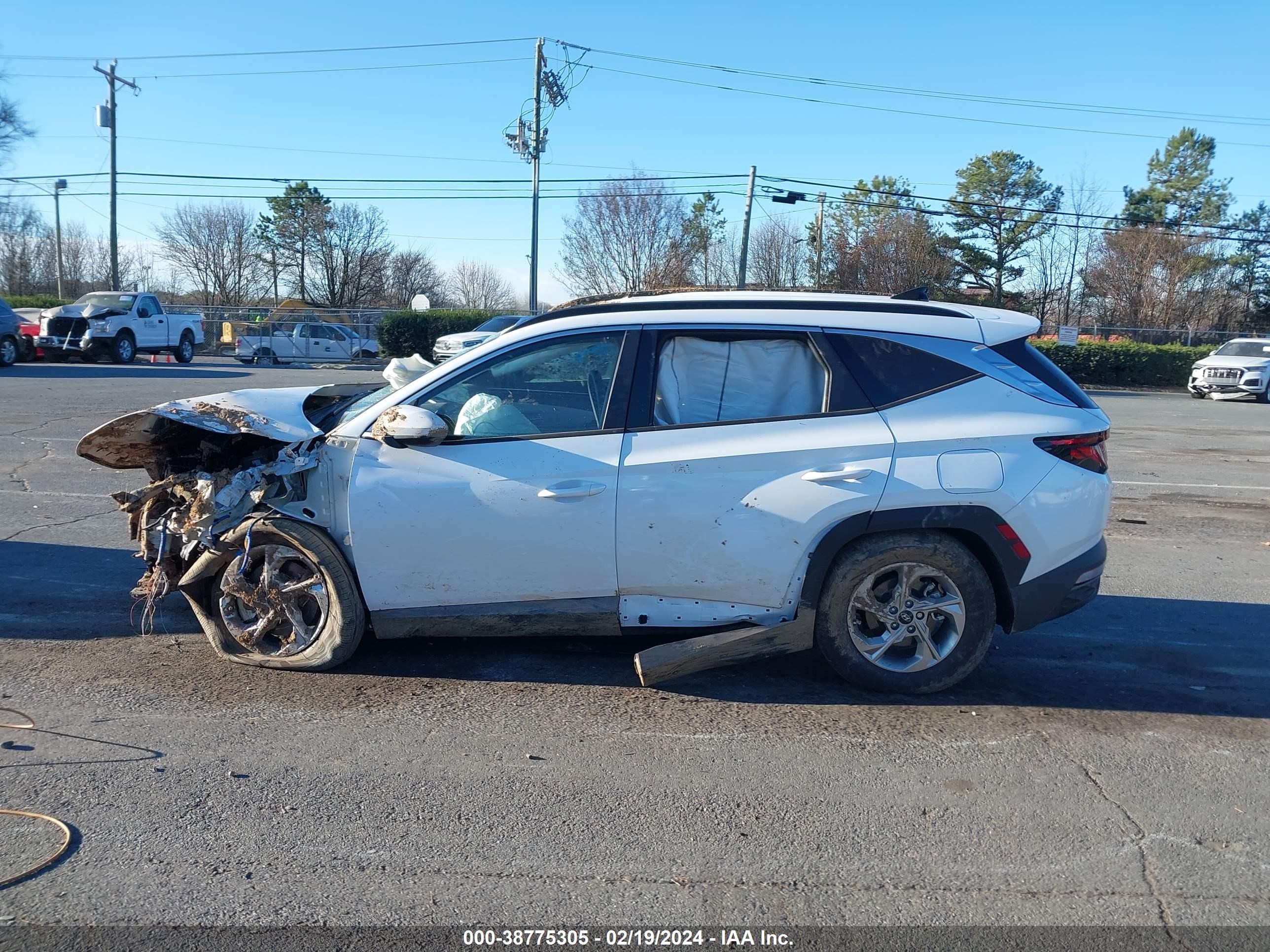 Photo 13 VIN: KM8JB3DE3RU275997 - HYUNDAI TUCSON 