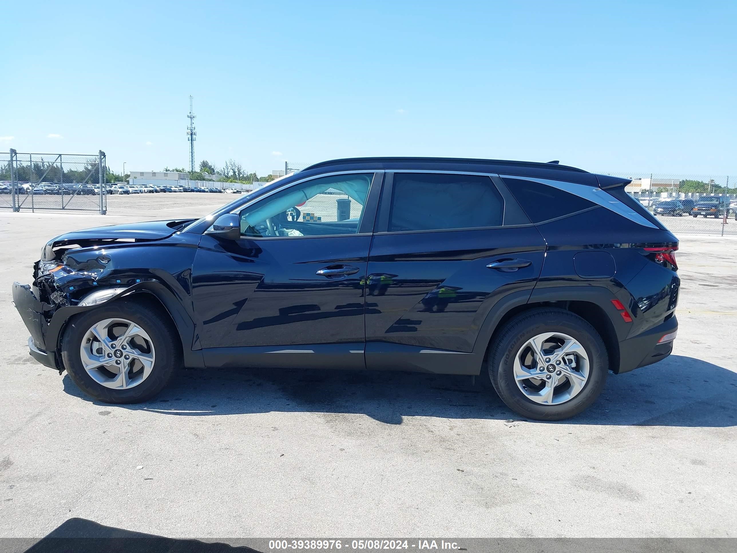 Photo 13 VIN: KM8JB3DE4RU281792 - HYUNDAI TUCSON 