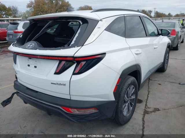 Photo 3 VIN: KM8JBCA19NU031511 - HYUNDAI TUCSON 