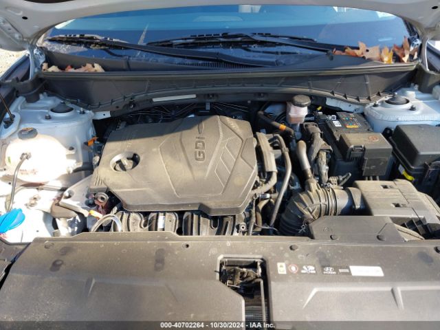 Photo 9 VIN: KM8JBCAE1NU134523 - HYUNDAI TUCSON 