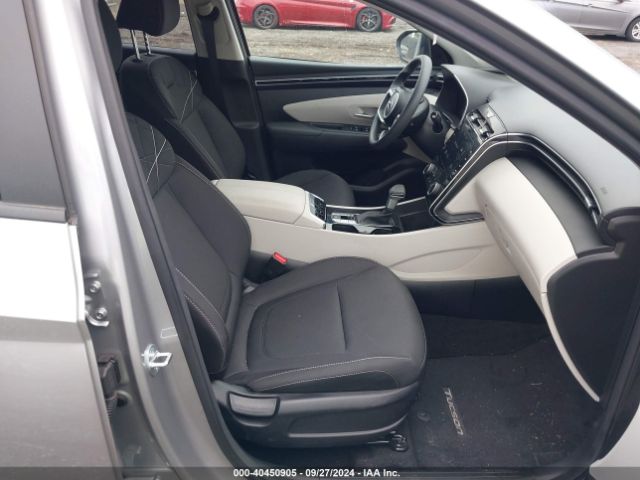 Photo 4 VIN: KM8JBCAE6PU248133 - HYUNDAI TUCSON 