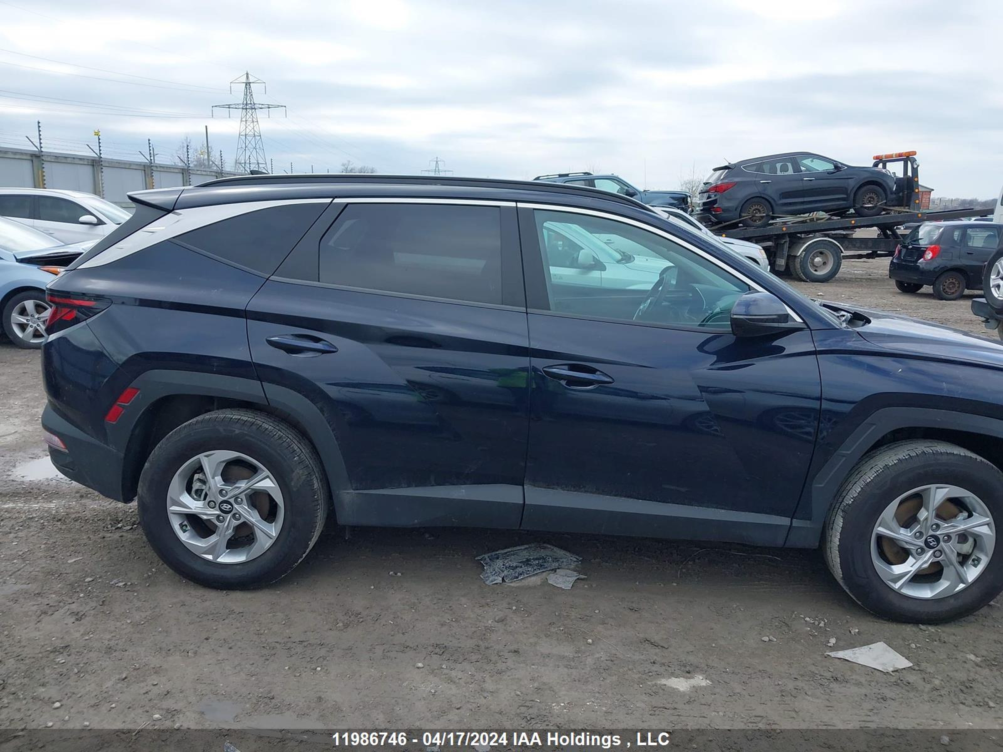 Photo 13 VIN: KM8JBCAE8NU058721 - HYUNDAI TUCSON 