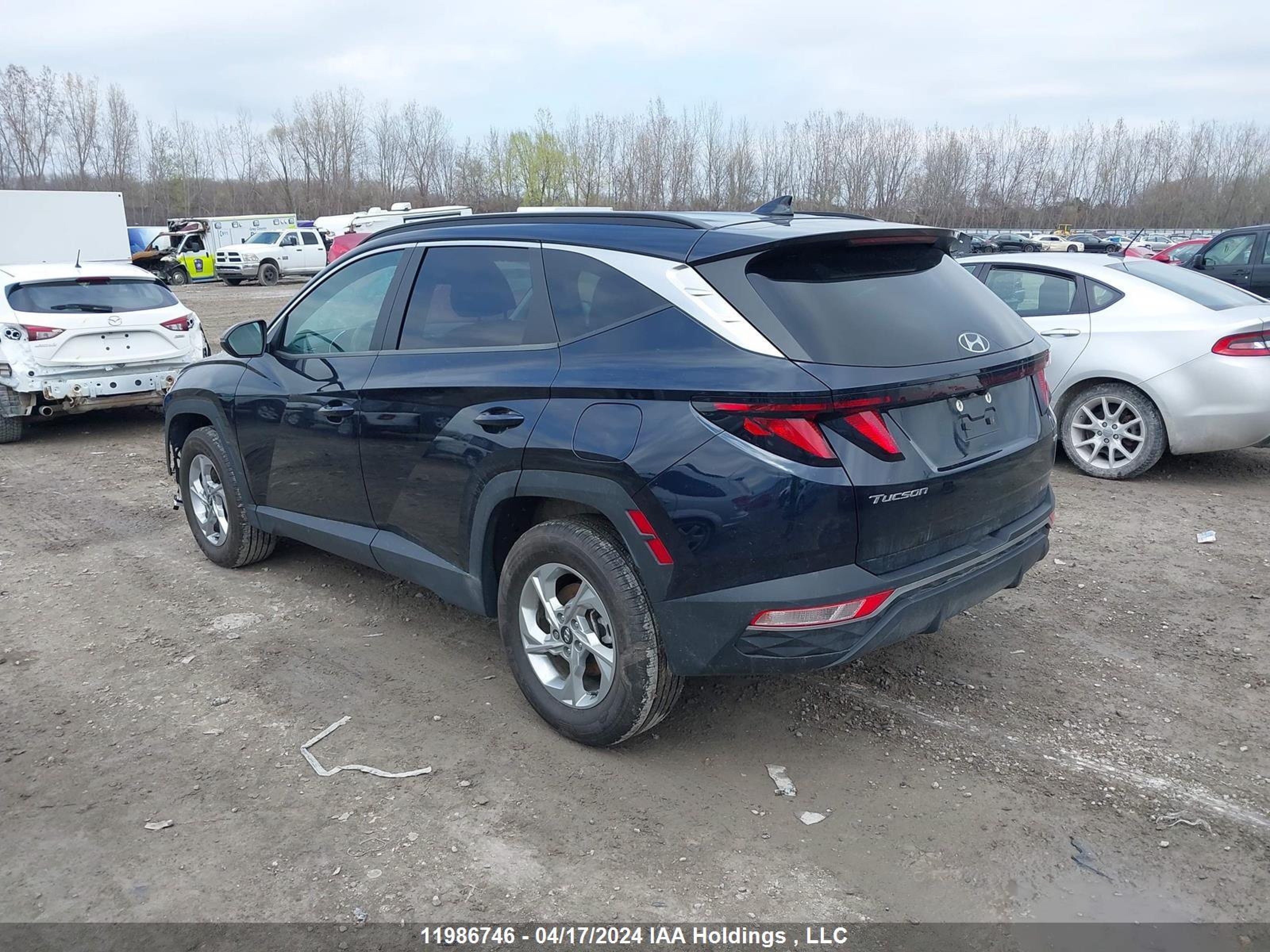 Photo 2 VIN: KM8JBCAE8NU058721 - HYUNDAI TUCSON 