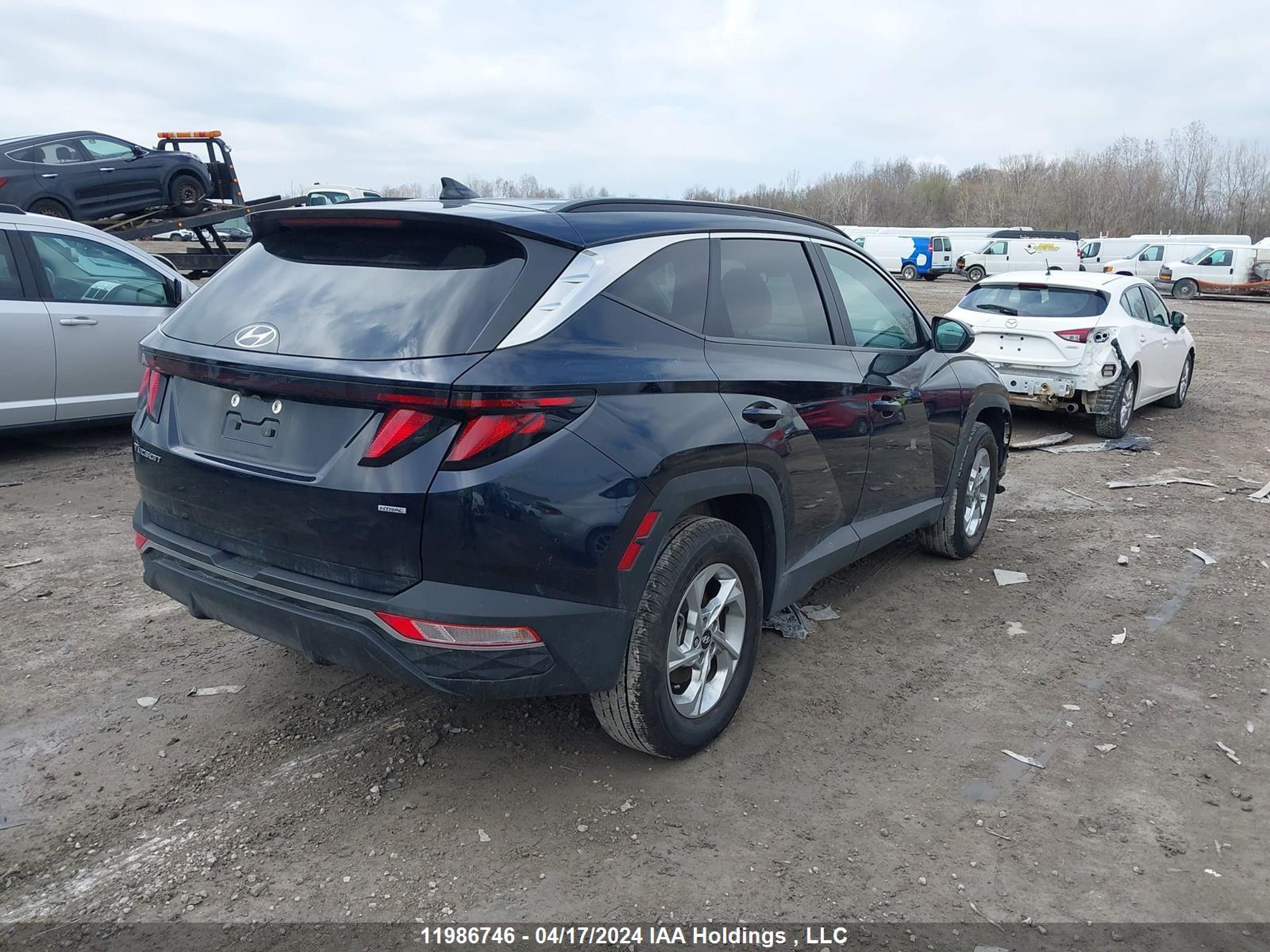 Photo 3 VIN: KM8JBCAE8NU058721 - HYUNDAI TUCSON 