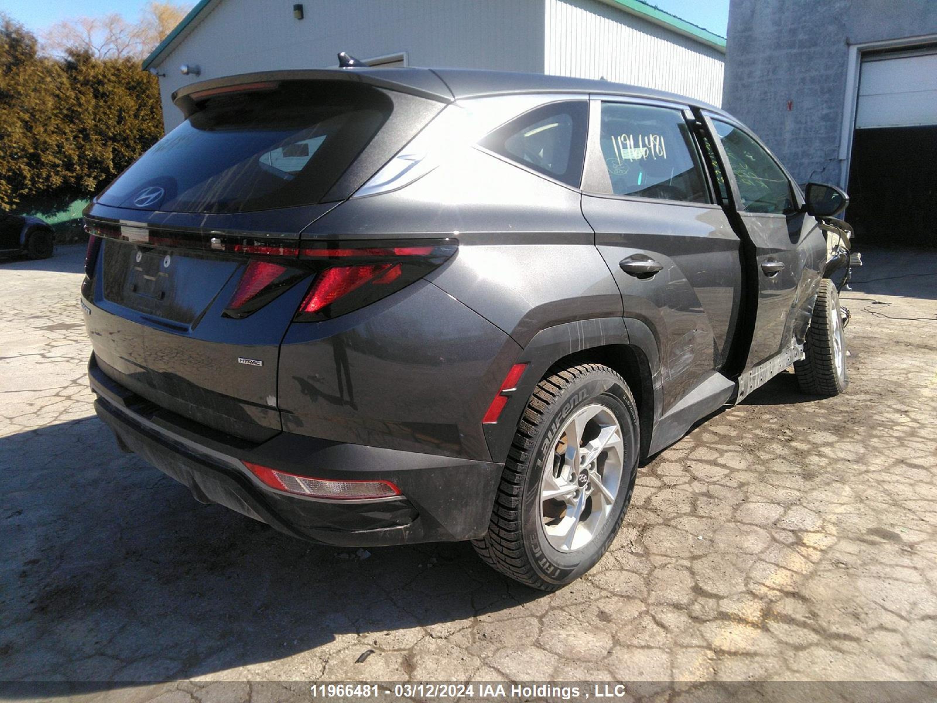 Photo 3 VIN: KM8JBCAE8PU204246 - HYUNDAI TUCSON 