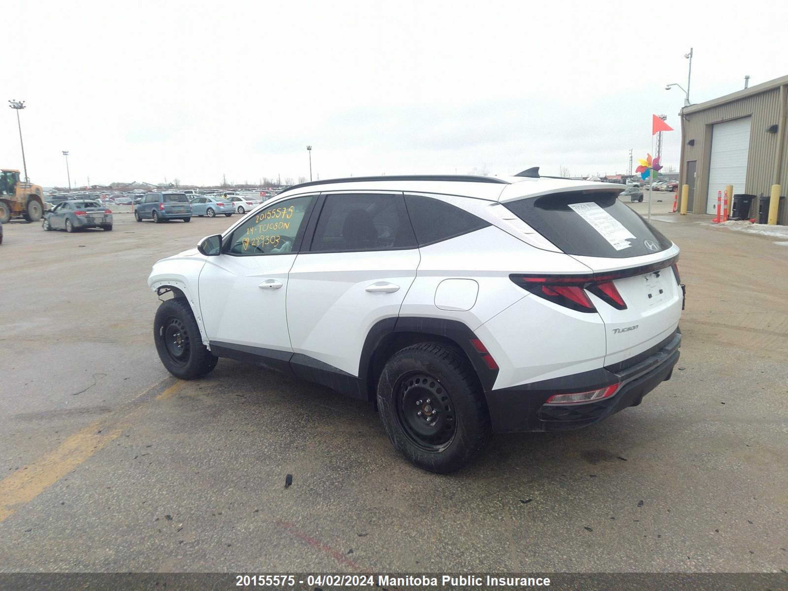 Photo 2 VIN: KM8JBCDE3RU289303 - HYUNDAI TUCSON 