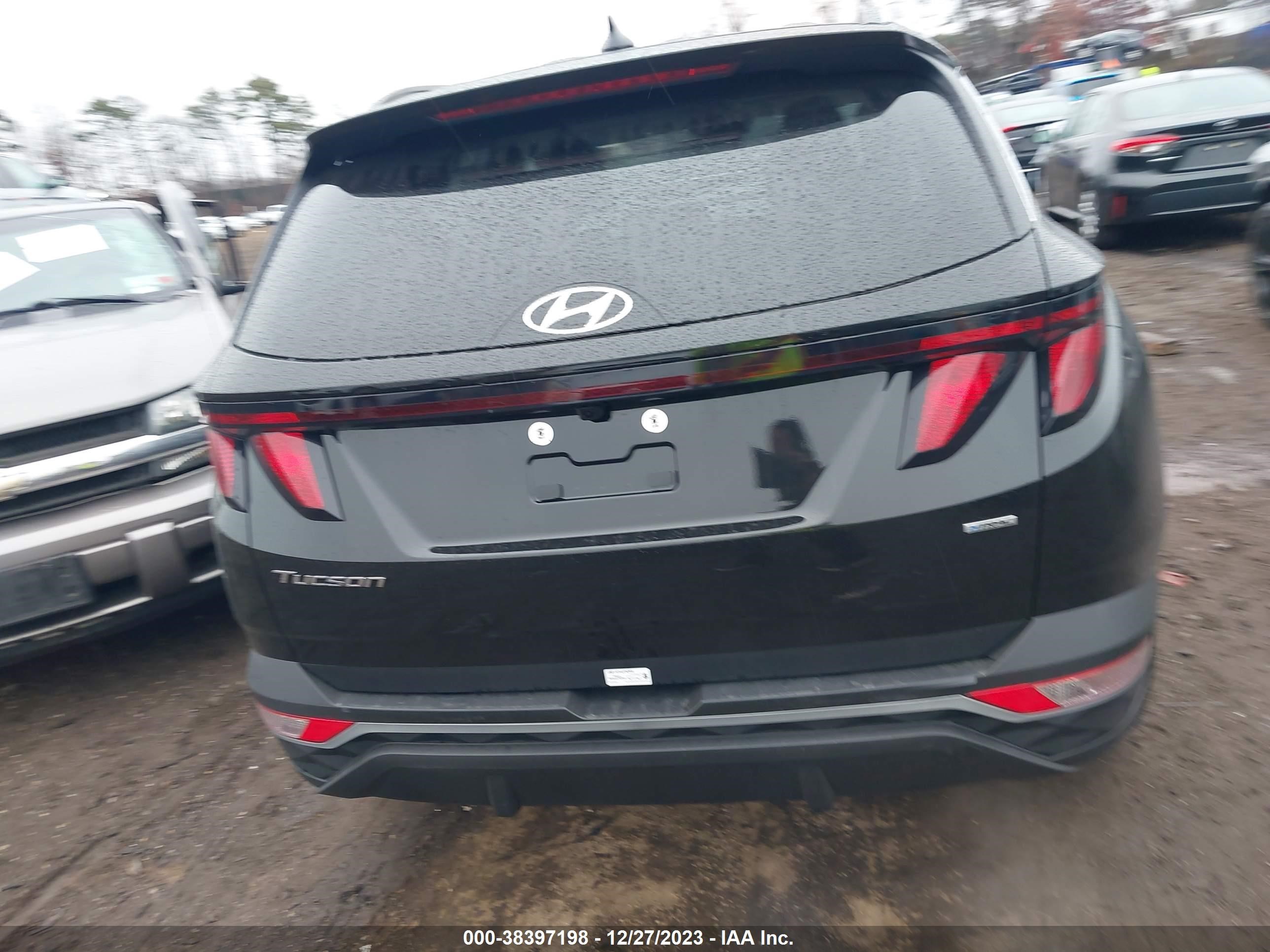 Photo 15 VIN: KM8JBCDE9RU300806 - HYUNDAI TUCSON 