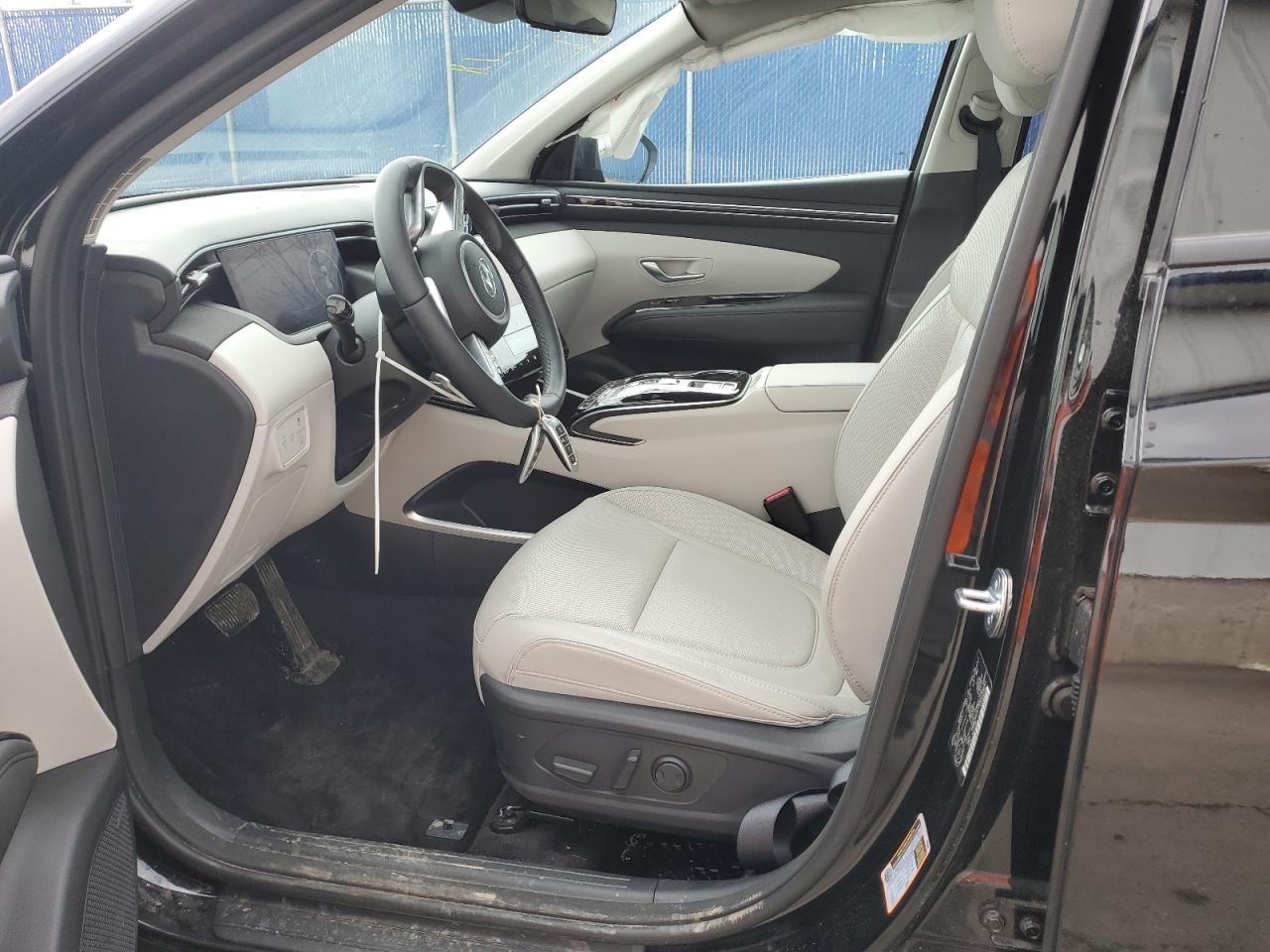 Photo 6 VIN: KM8JCCA13PU130292 - HYUNDAI TUCSON 