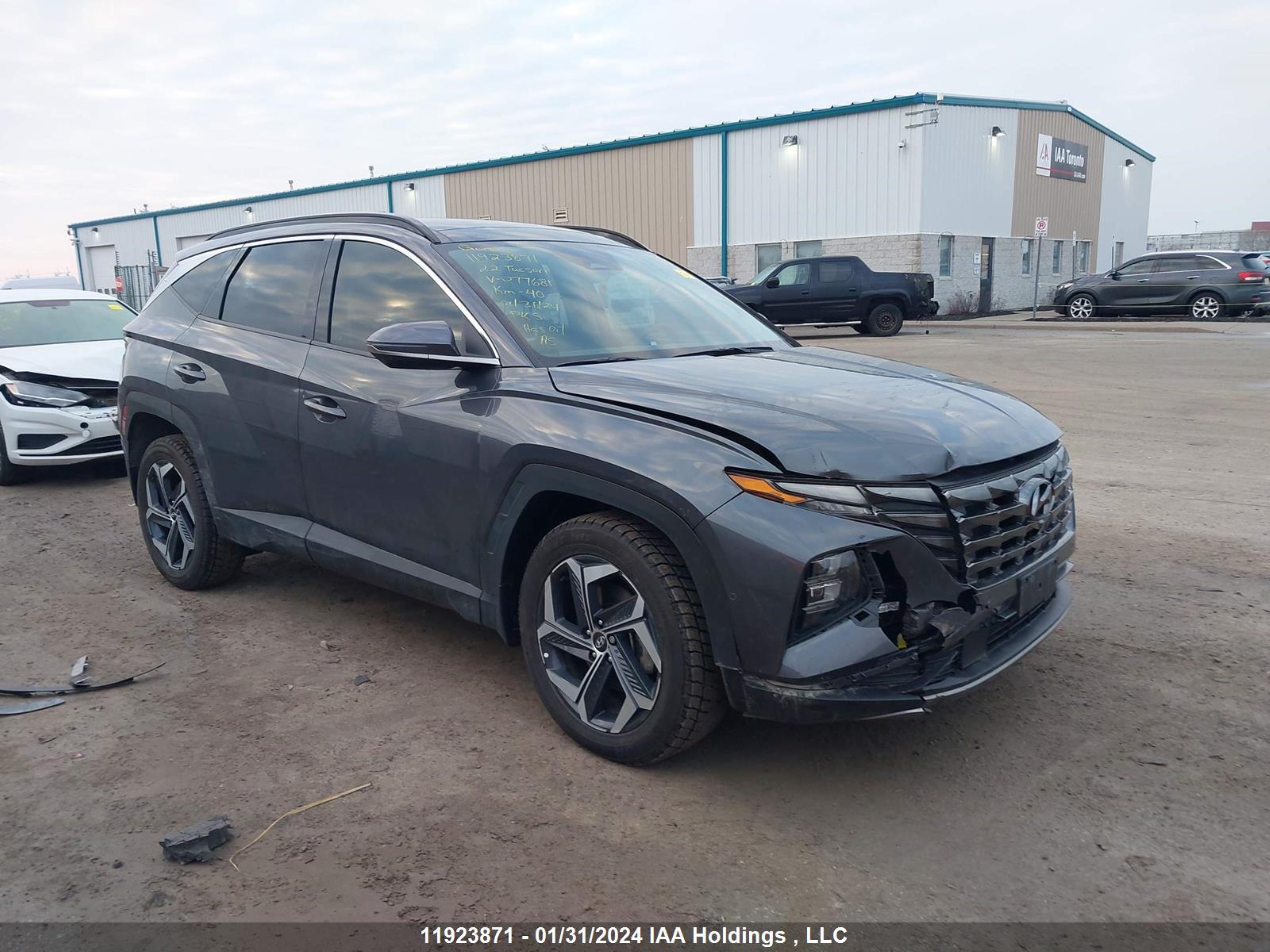 Photo 0 VIN: KM8JCCA14NU077681 - HYUNDAI TUCSON 