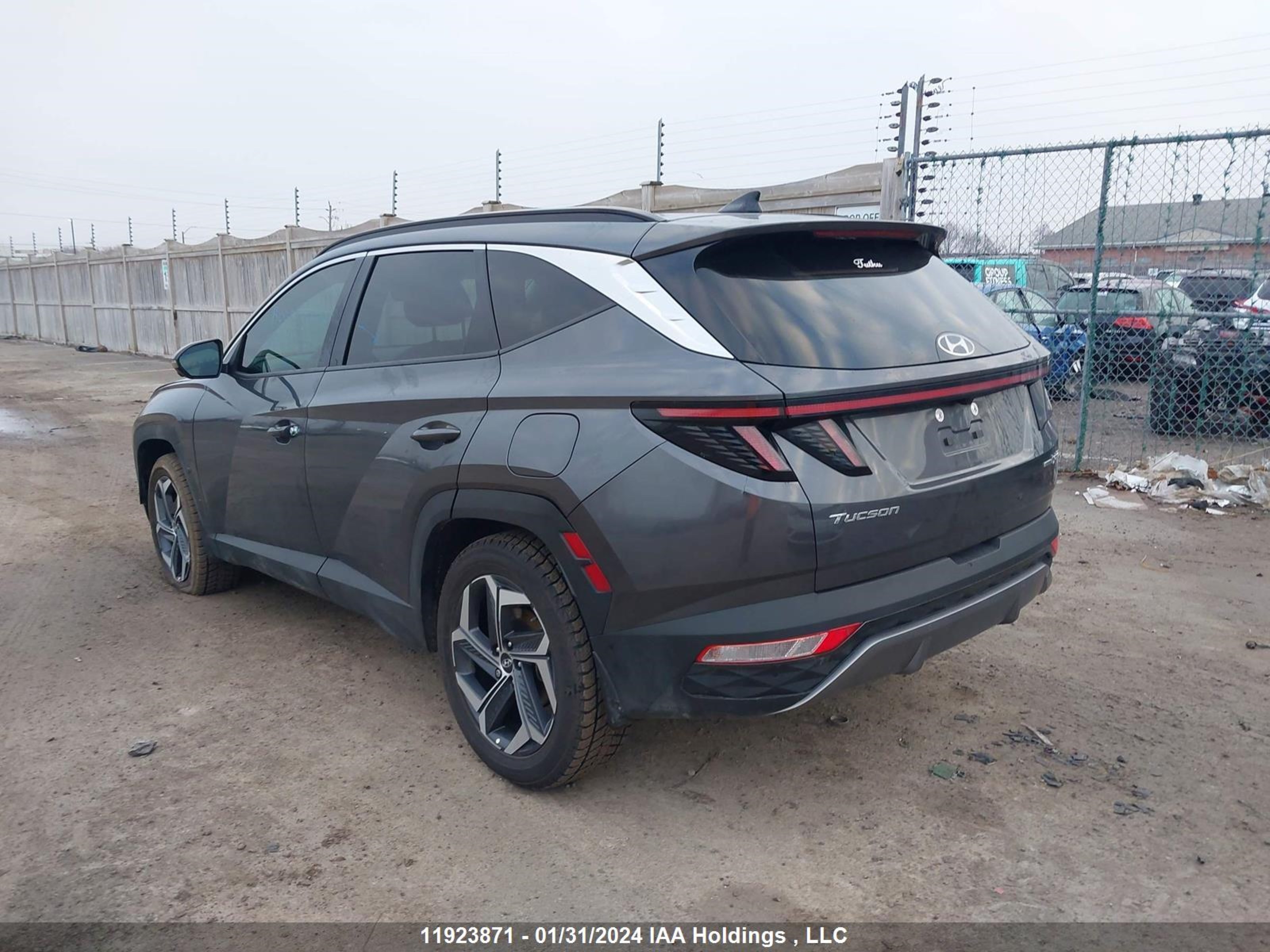 Photo 2 VIN: KM8JCCA14NU077681 - HYUNDAI TUCSON 