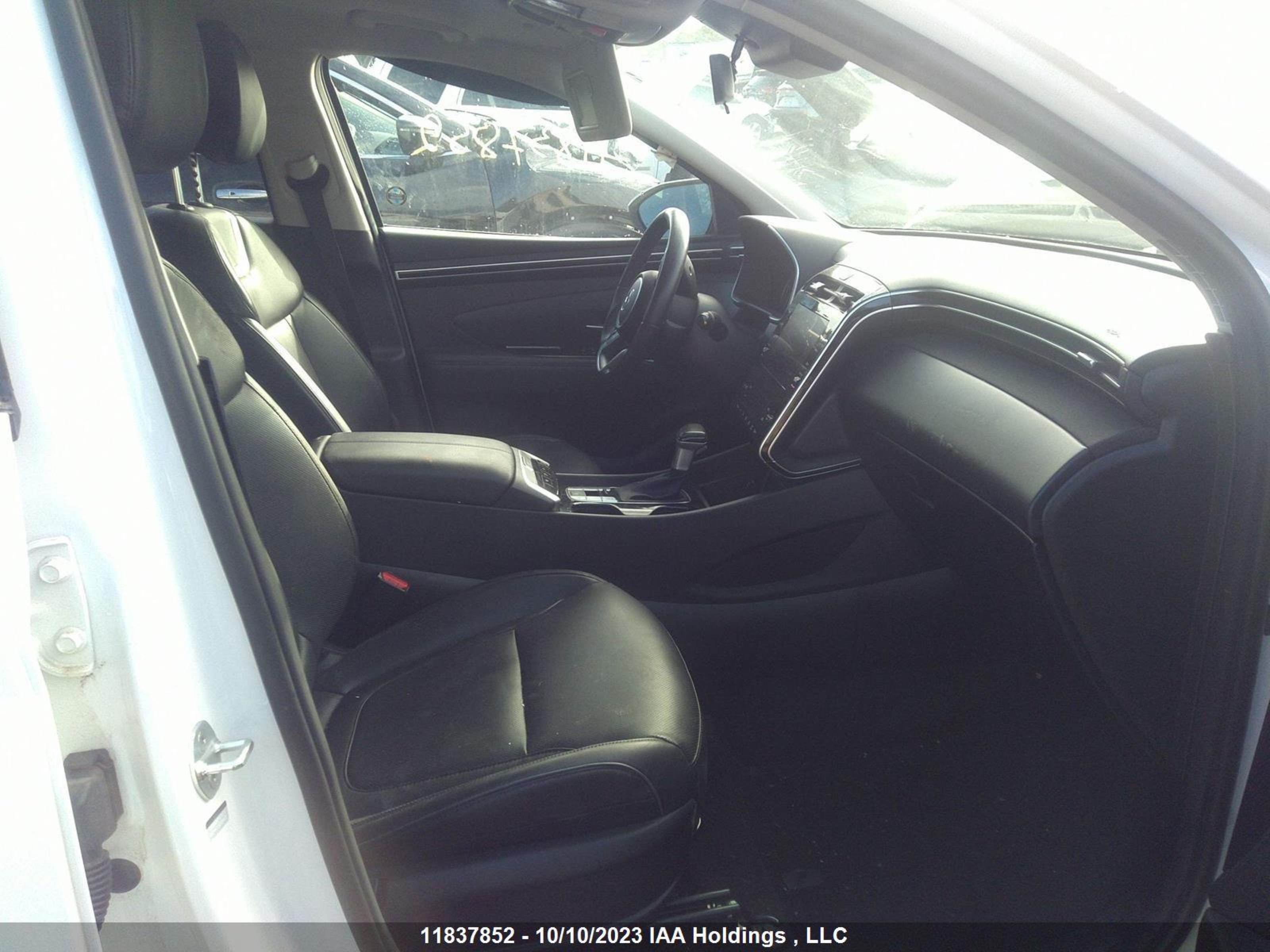 Photo 4 VIN: KM8JCCAE8NU102214 - HYUNDAI TUCSON 