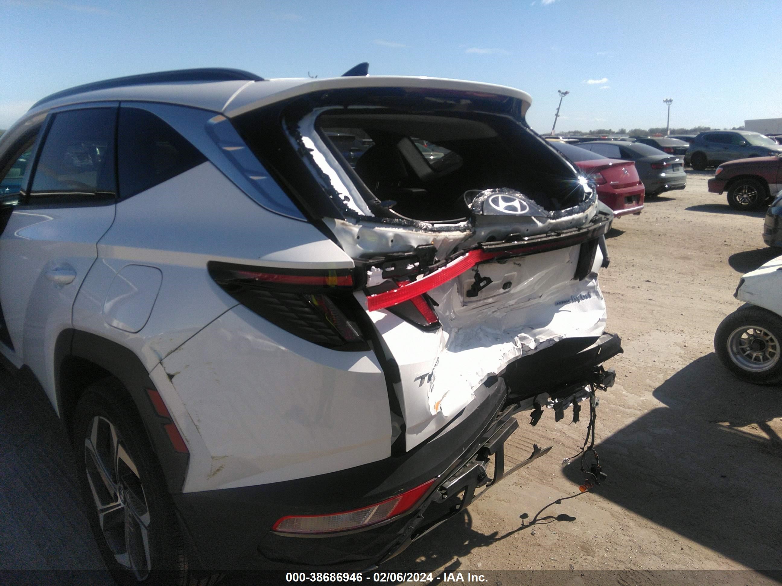 Photo 5 VIN: KM8JECA12NU031812 - HYUNDAI TUCSON 