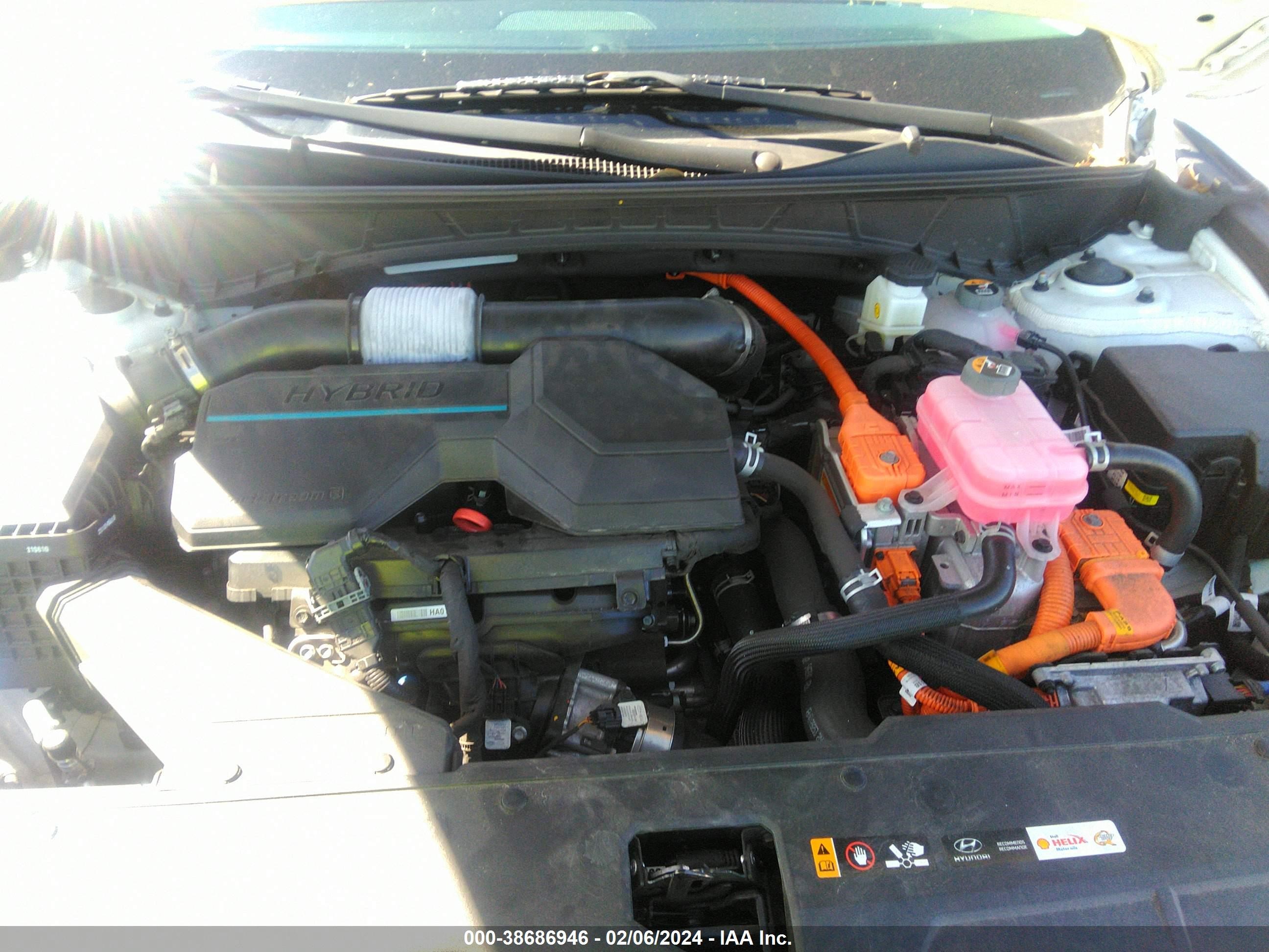 Photo 9 VIN: KM8JECA12NU031812 - HYUNDAI TUCSON 