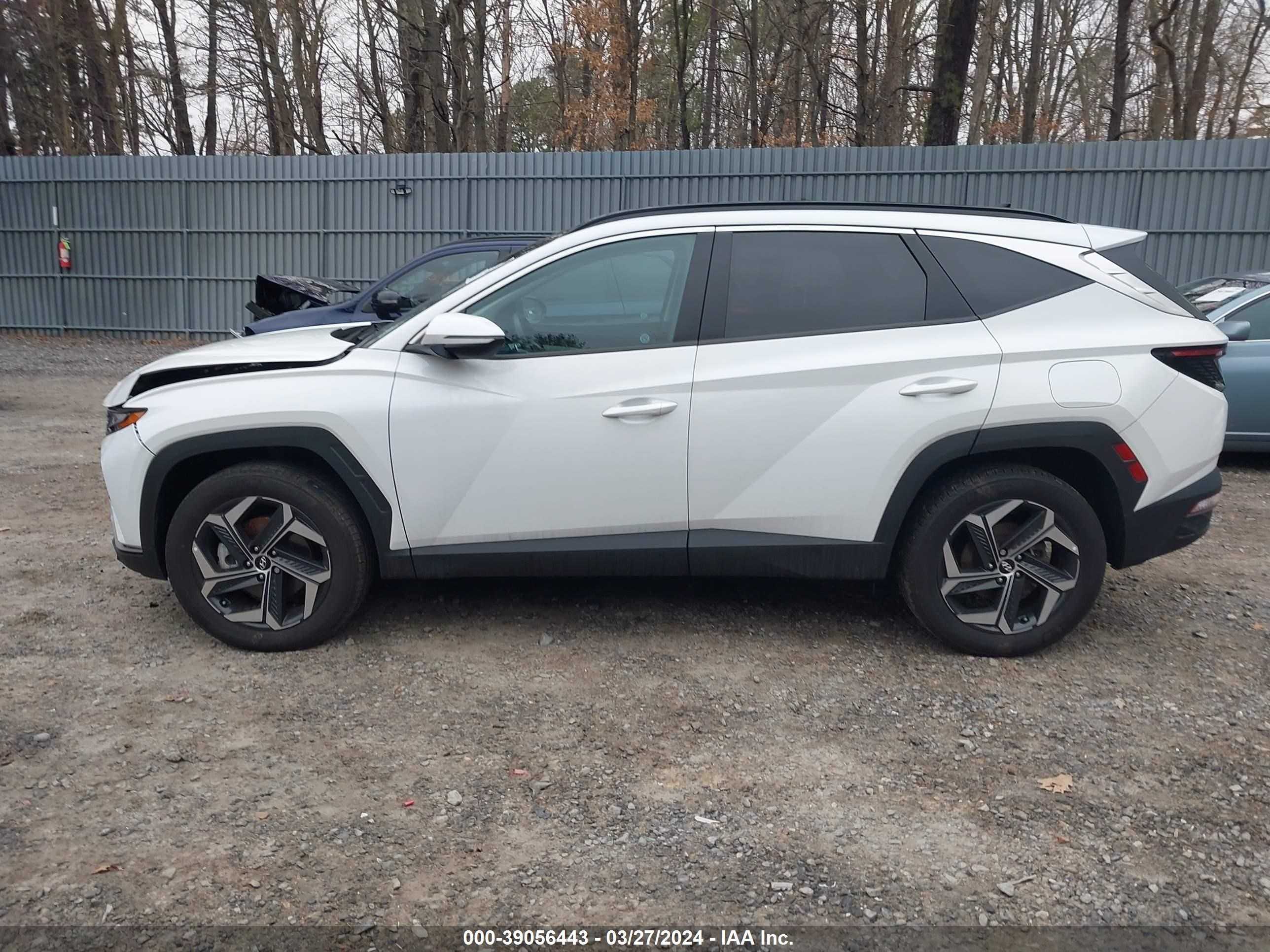 Photo 13 VIN: KM8JFCA15NU065790 - HYUNDAI TUCSON 