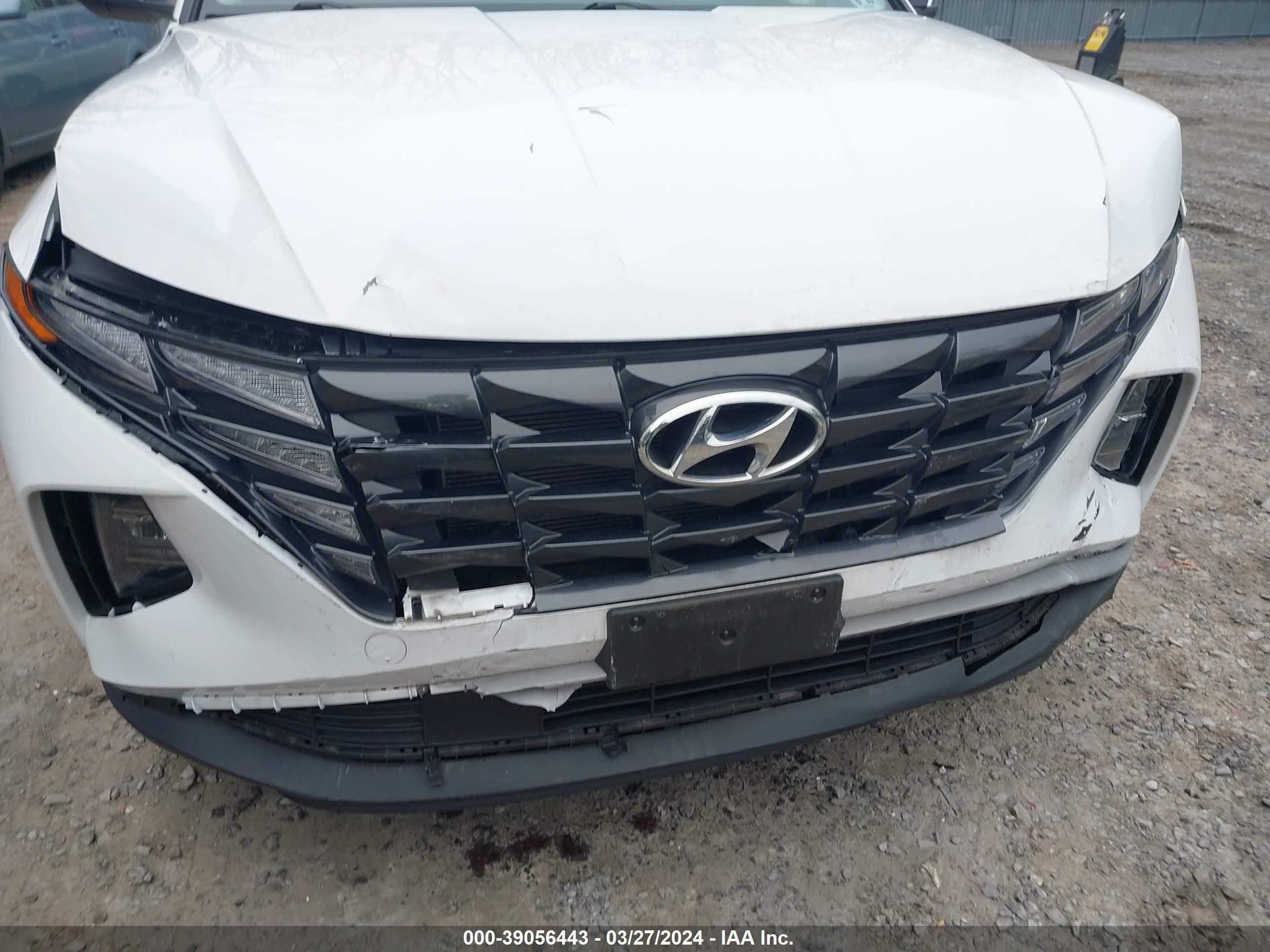 Photo 5 VIN: KM8JFCA15NU065790 - HYUNDAI TUCSON 