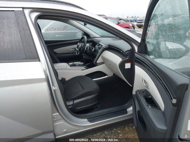 Photo 4 VIN: KM8JFCA17NU025081 - HYUNDAI TUCSON 