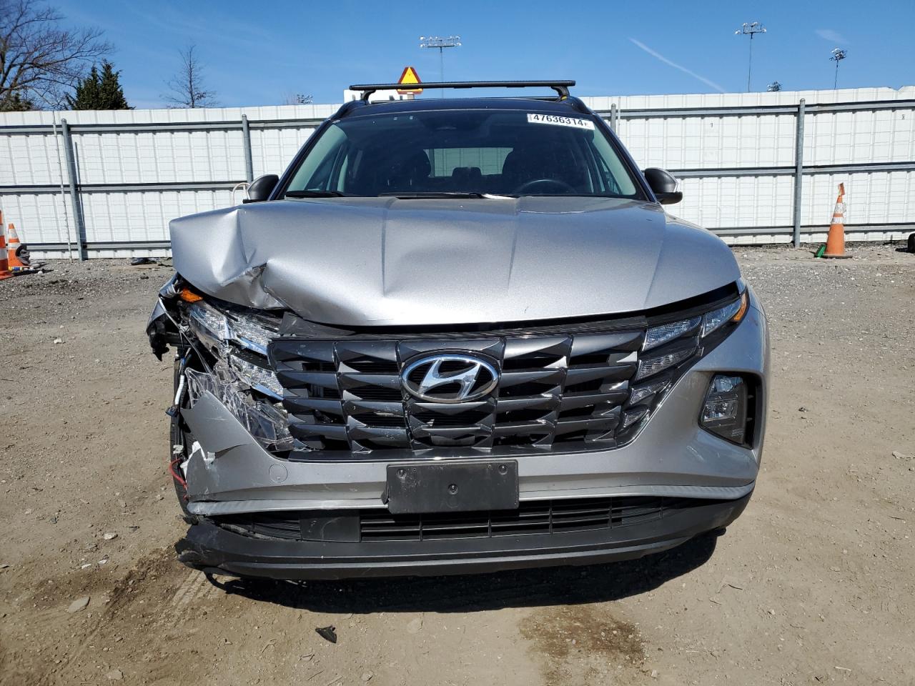 Photo 4 VIN: KM8JFCA19NU066800 - HYUNDAI TUCSON 