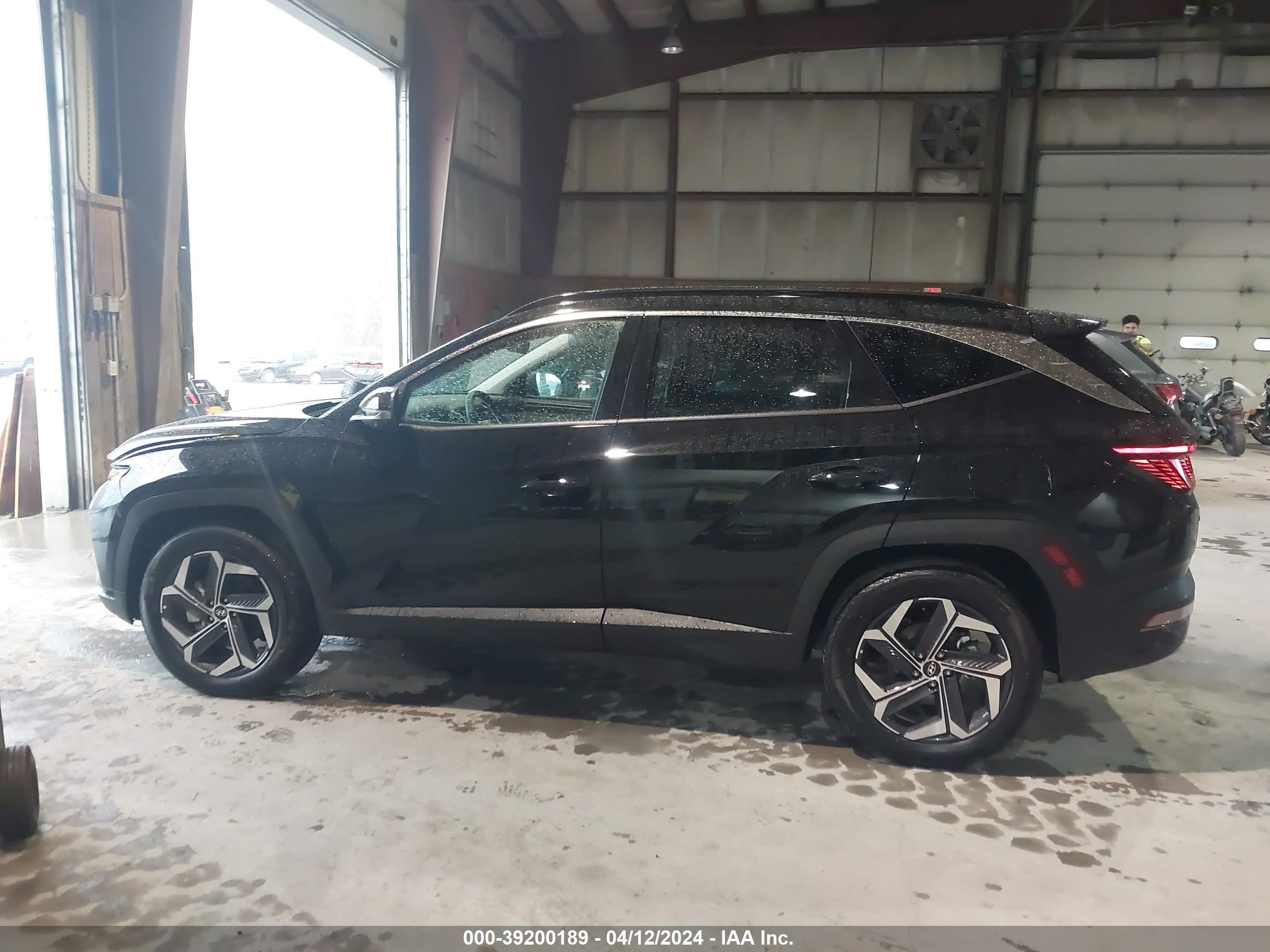 Photo 13 VIN: KM8JFDD23RU159702 - HYUNDAI TUCSON 