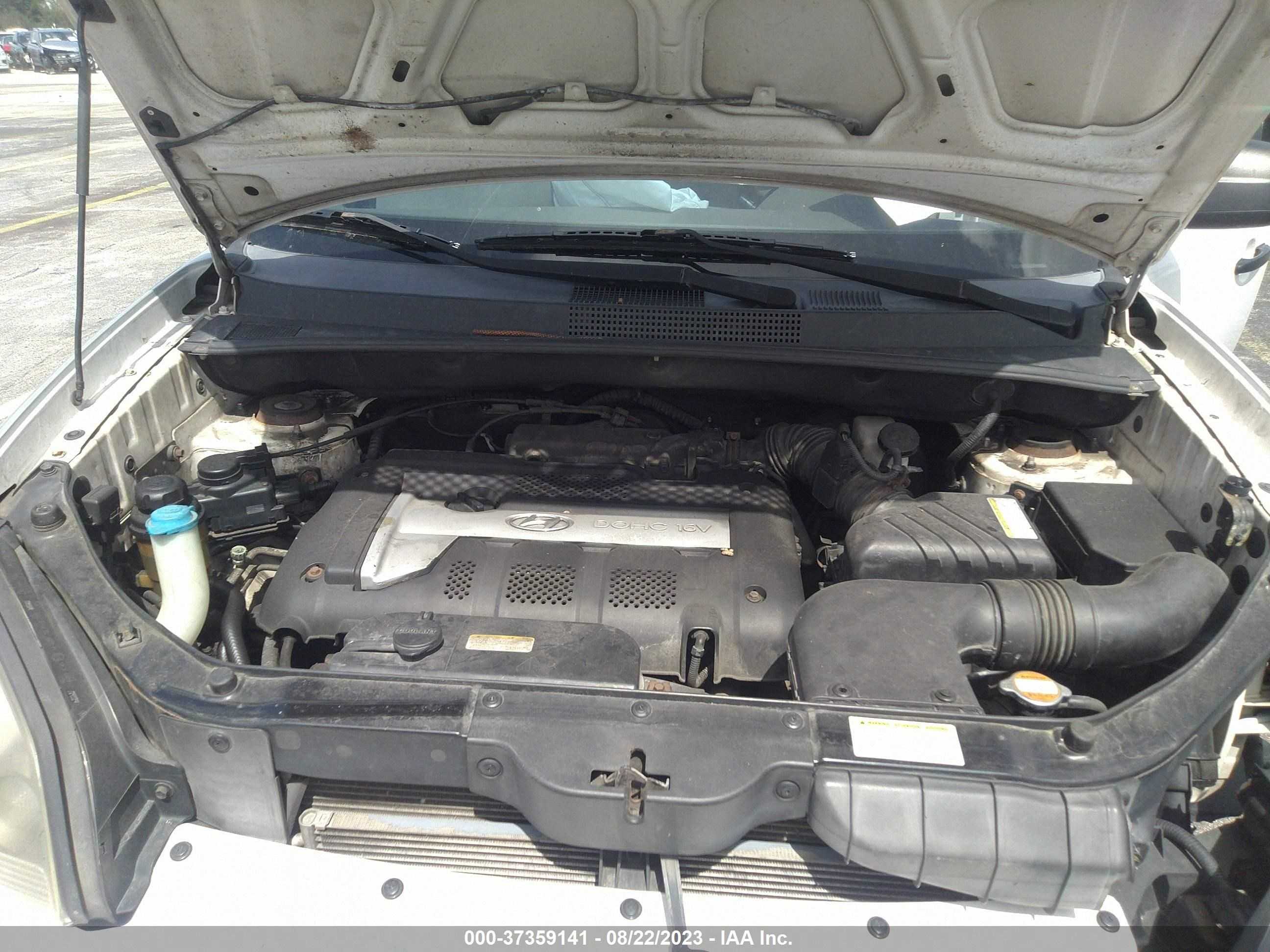 Photo 9 VIN: KM8JM12B15U082247 - HYUNDAI TUCSON 