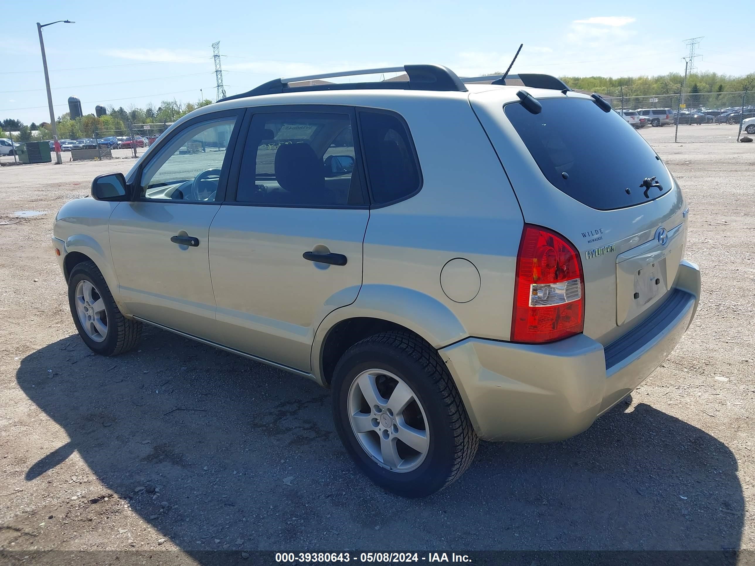 Photo 2 VIN: KM8JM12B17U496650 - HYUNDAI TUCSON 