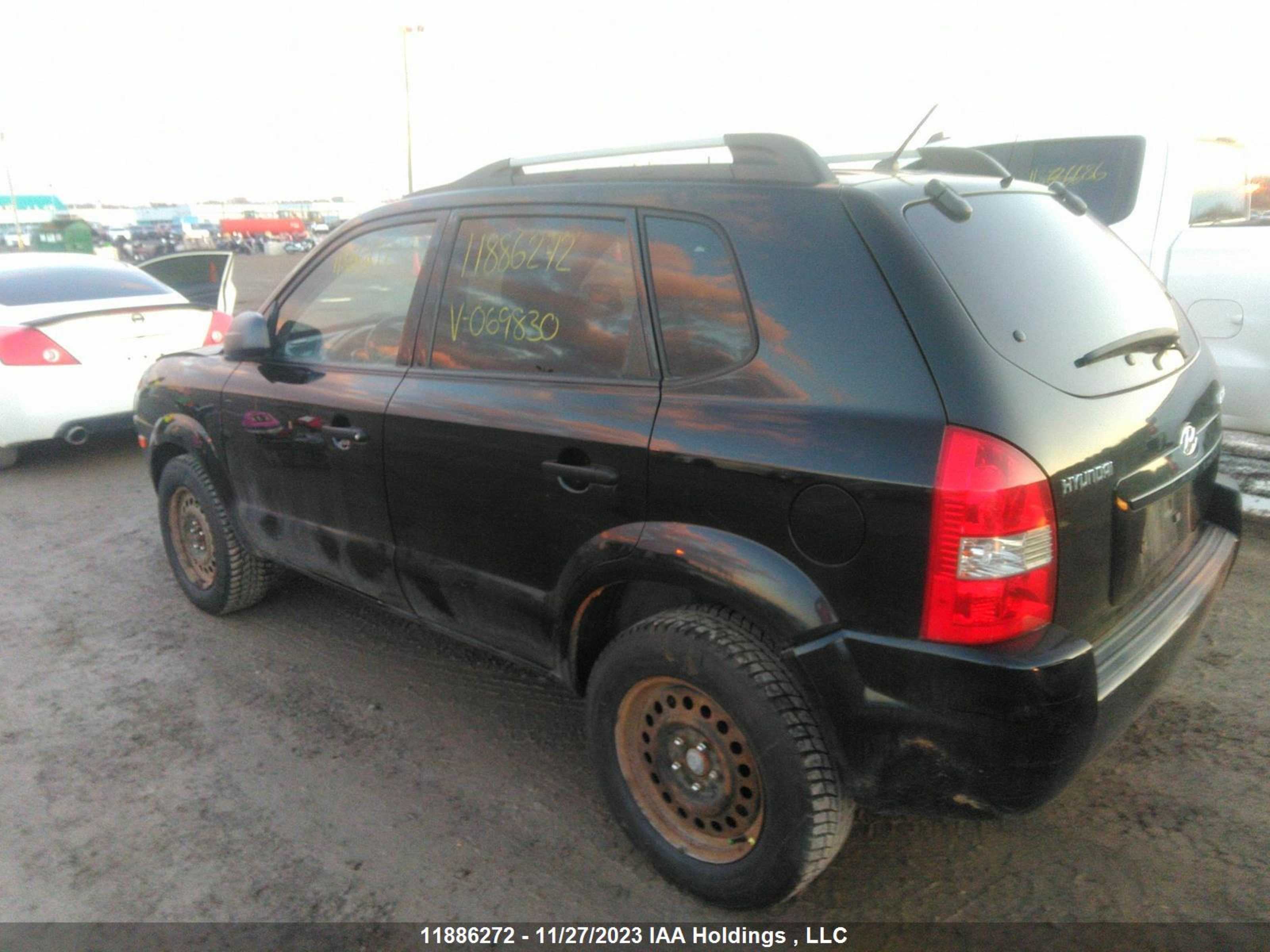 Photo 2 VIN: KM8JM12B19U069830 - HYUNDAI TUCSON 