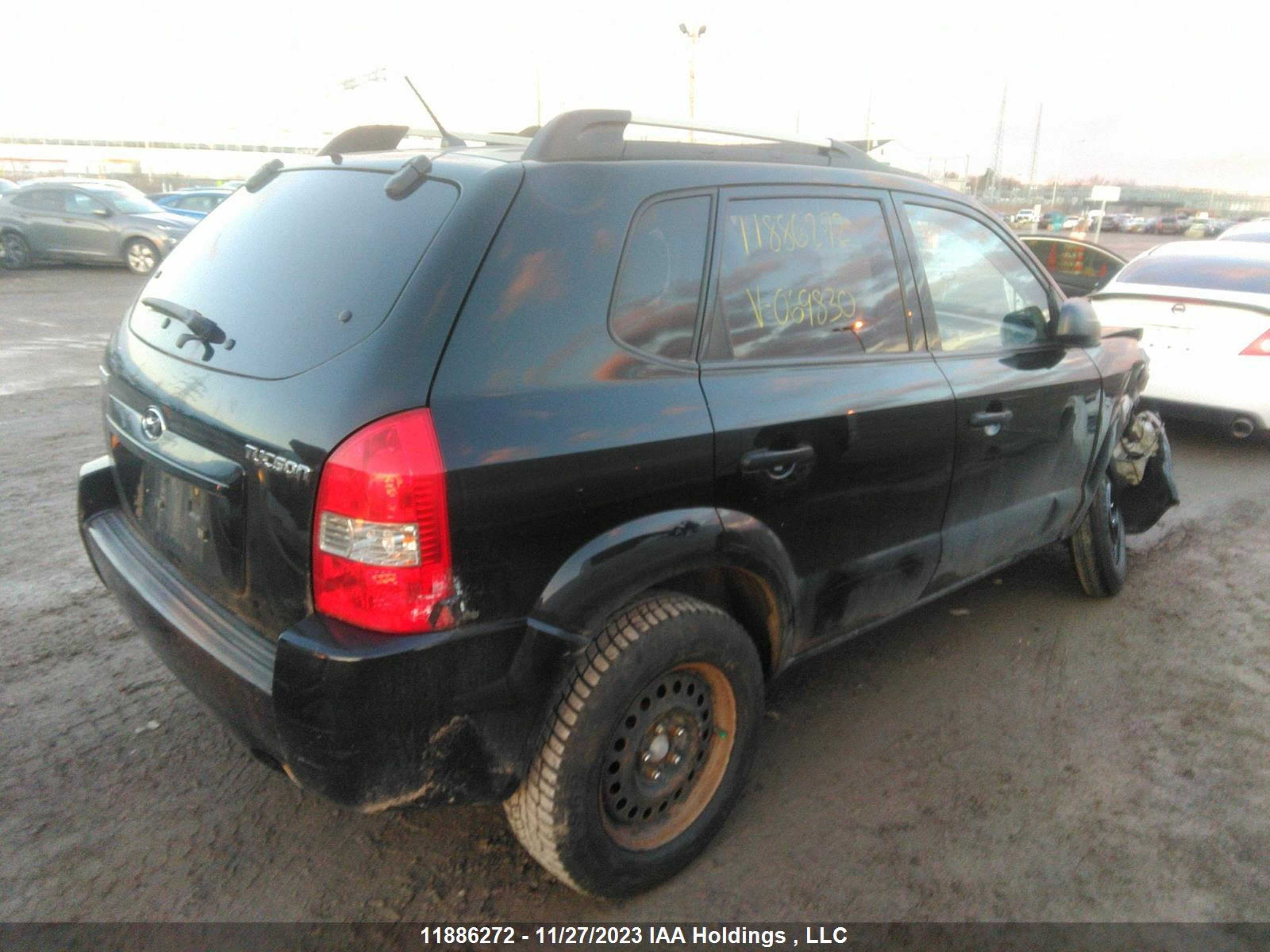 Photo 3 VIN: KM8JM12B19U069830 - HYUNDAI TUCSON 