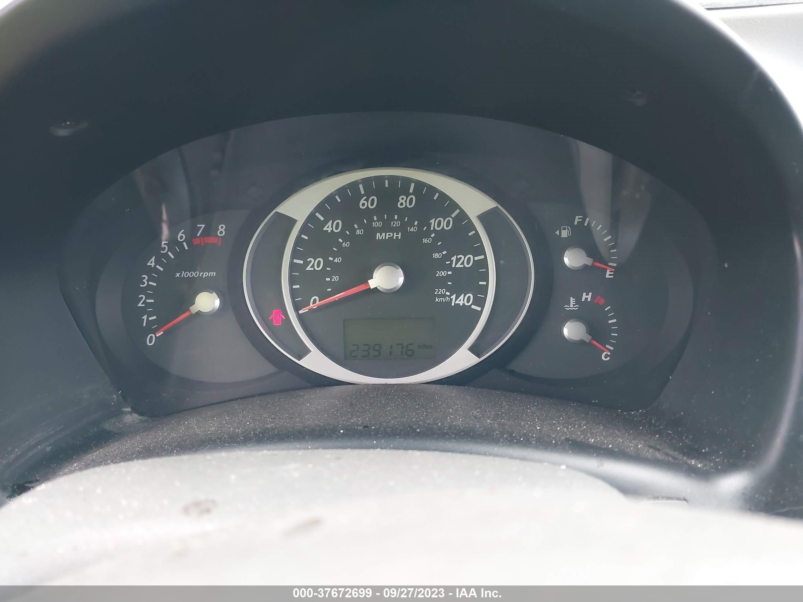 Photo 6 VIN: KM8JM12B56U258119 - HYUNDAI TUCSON 