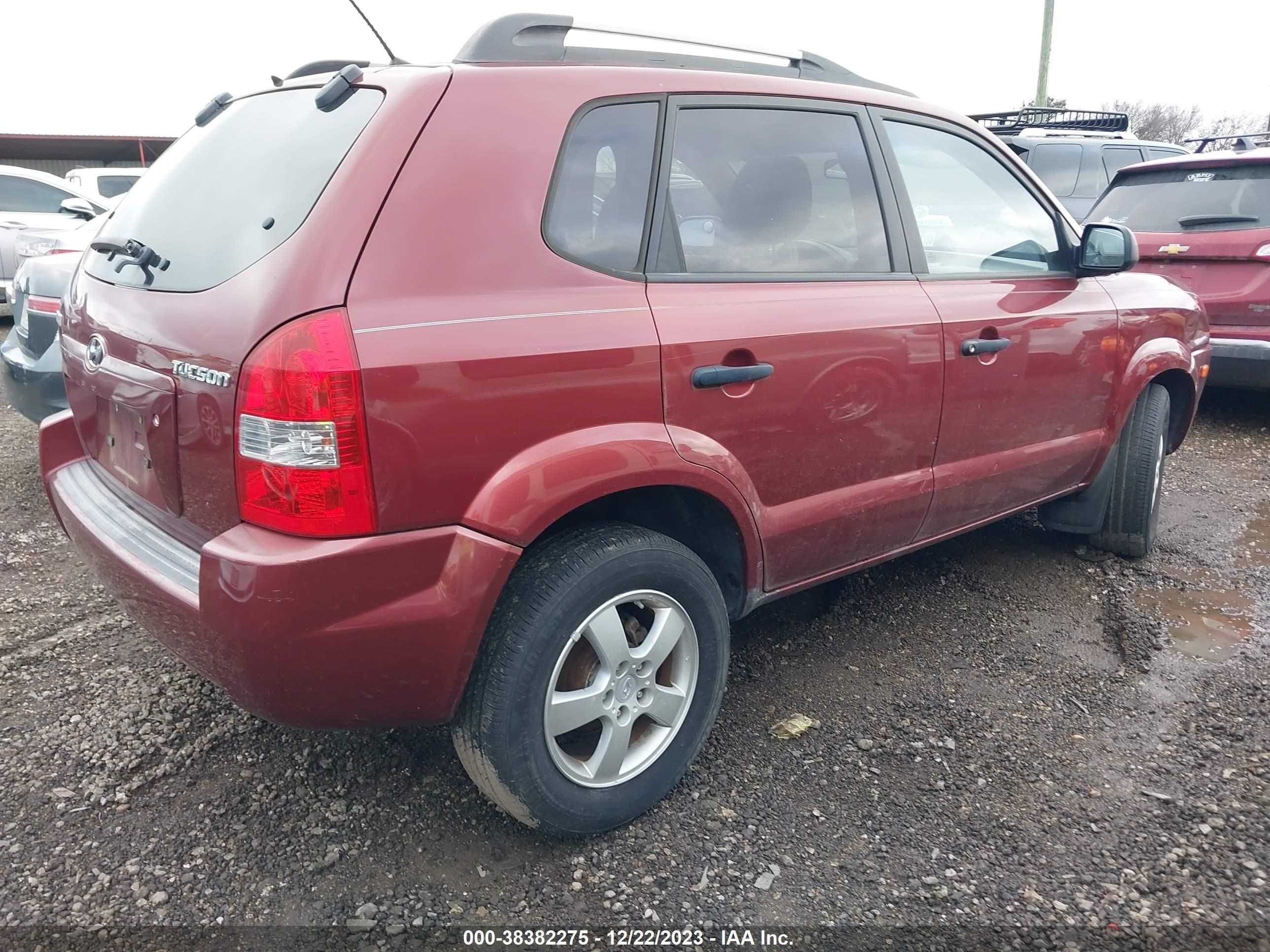 Photo 3 VIN: KM8JM12B58U814142 - HYUNDAI TUCSON 