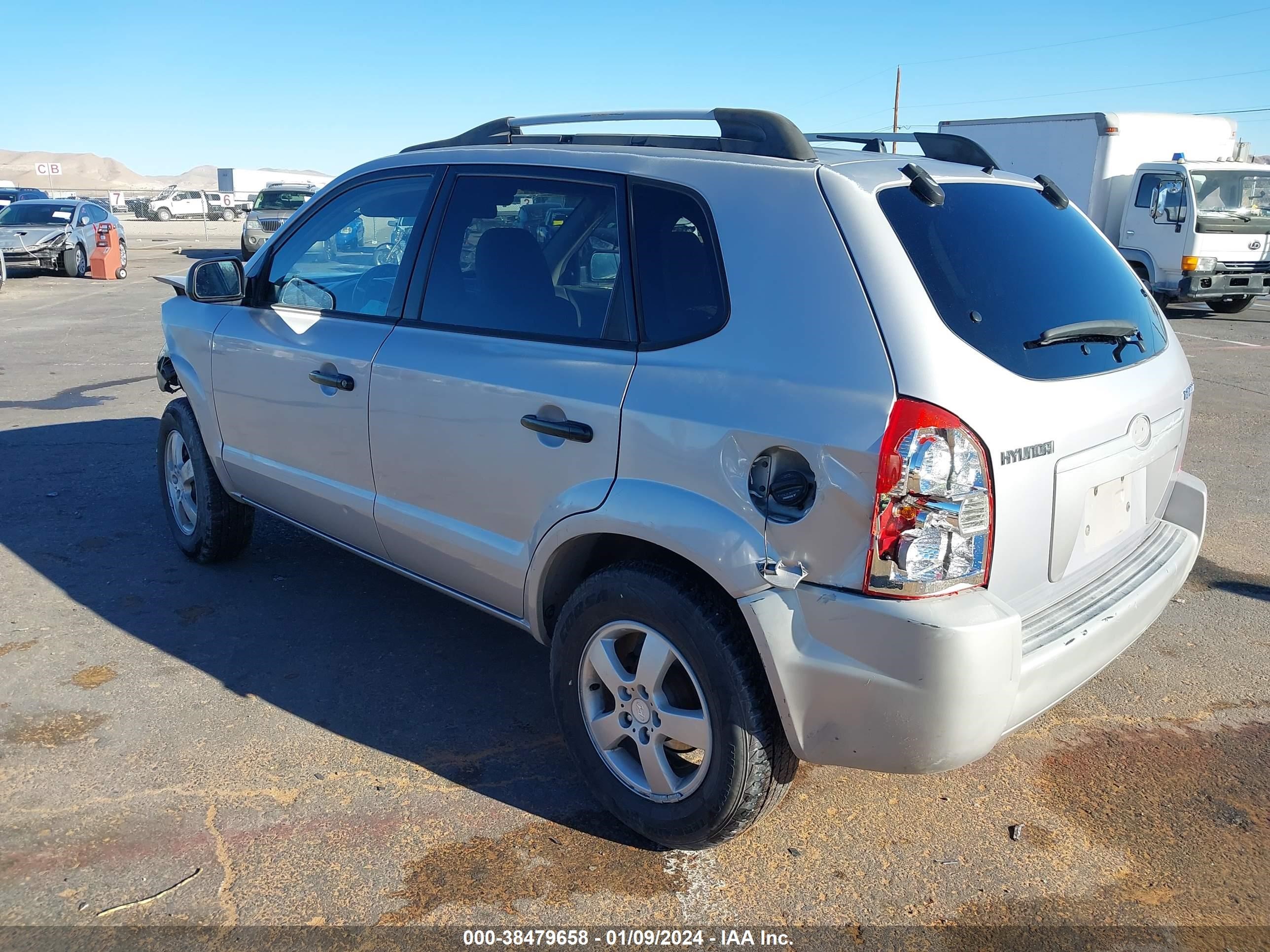 Photo 2 VIN: KM8JM12B95U069519 - HYUNDAI TUCSON 