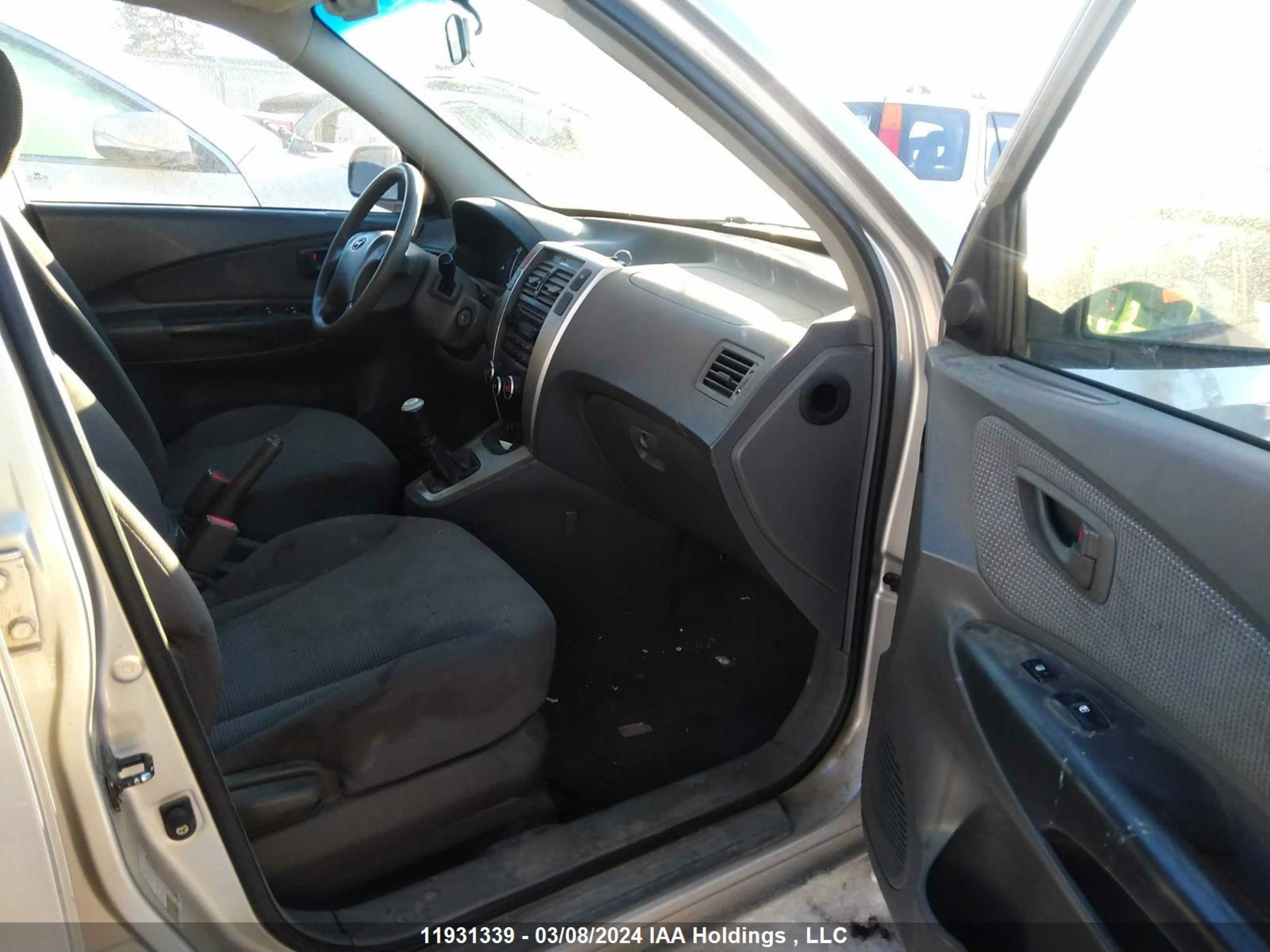 Photo 4 VIN: KM8JM72B66U373492 - HYUNDAI TUCSON 