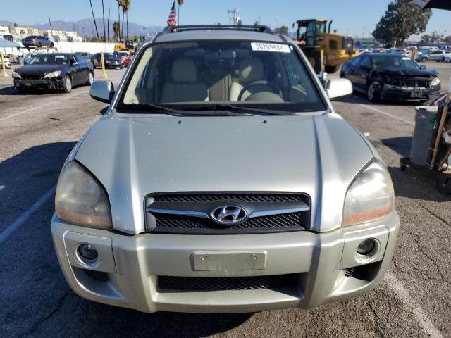 Photo 4 VIN: KM8JN12B29U980388 - HYUNDAI TUCSON 