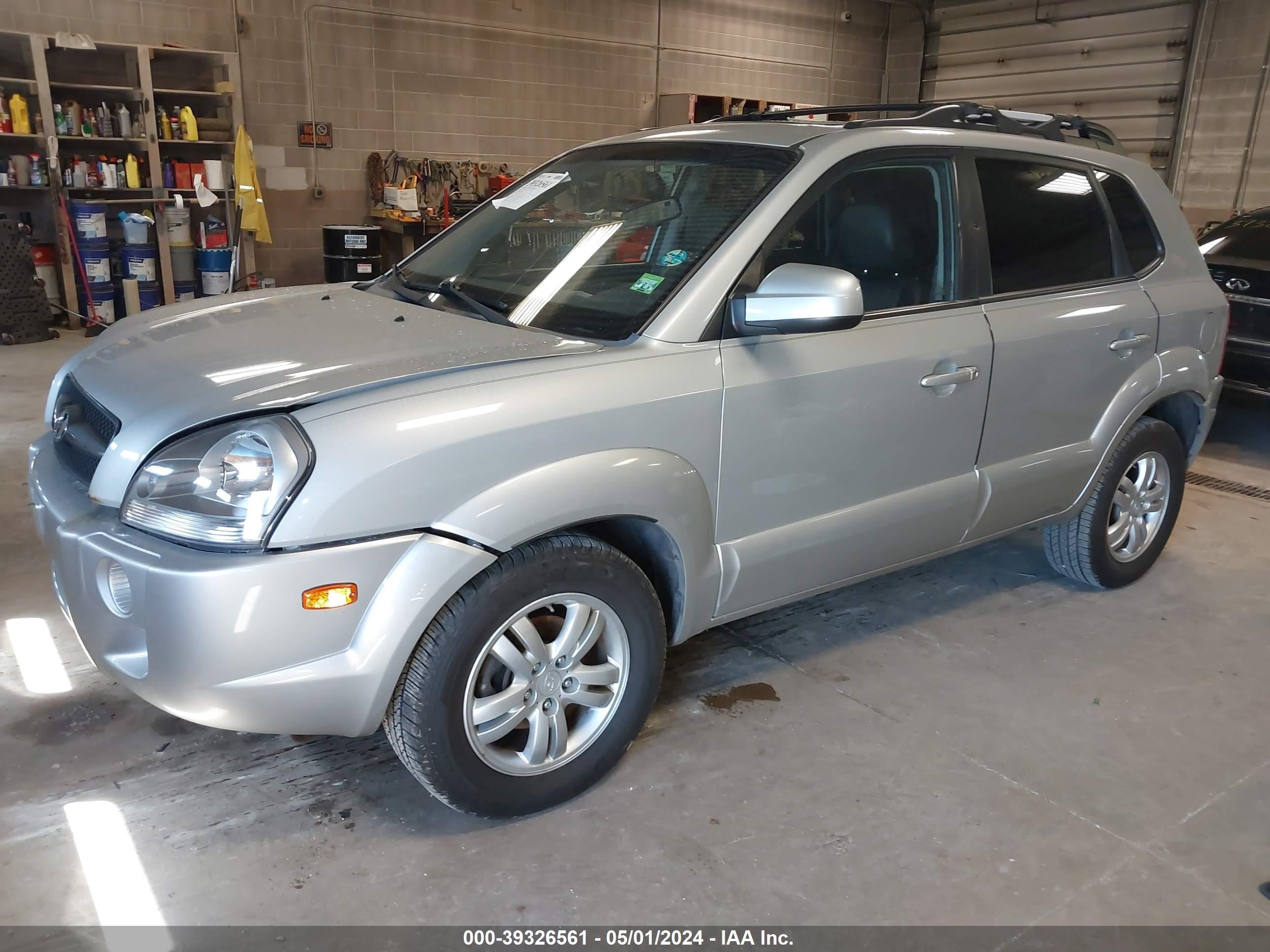 Photo 1 VIN: KM8JN12D28U834802 - HYUNDAI TUCSON 