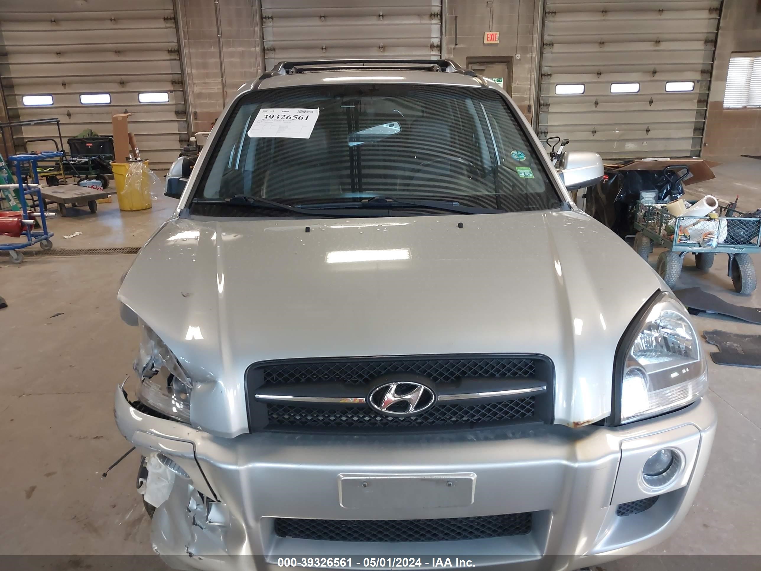 Photo 11 VIN: KM8JN12D28U834802 - HYUNDAI TUCSON 