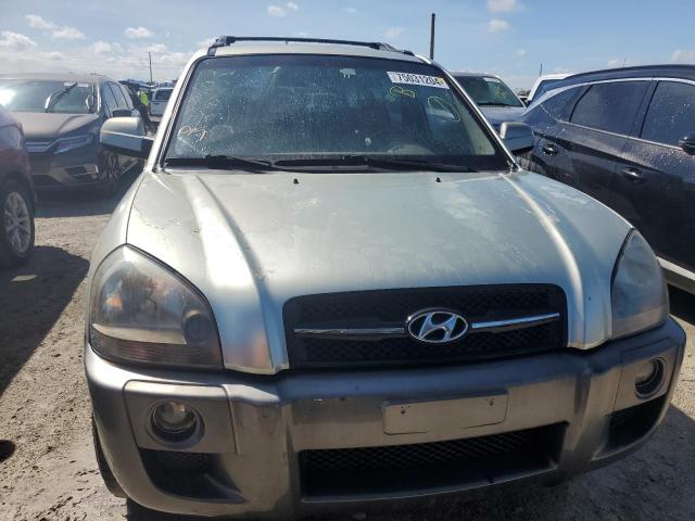 Photo 4 VIN: KM8JN12D28U895860 - HYUNDAI TUCSON SE 