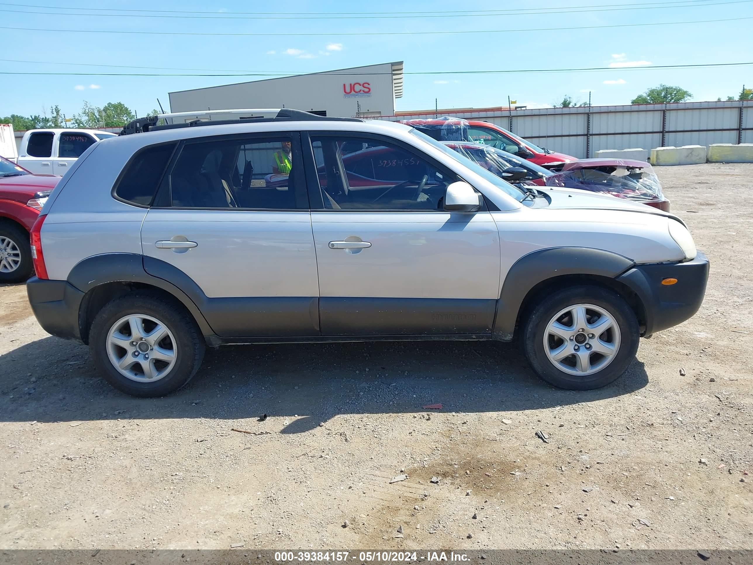 Photo 12 VIN: KM8JN12D35U097038 - HYUNDAI TUCSON 